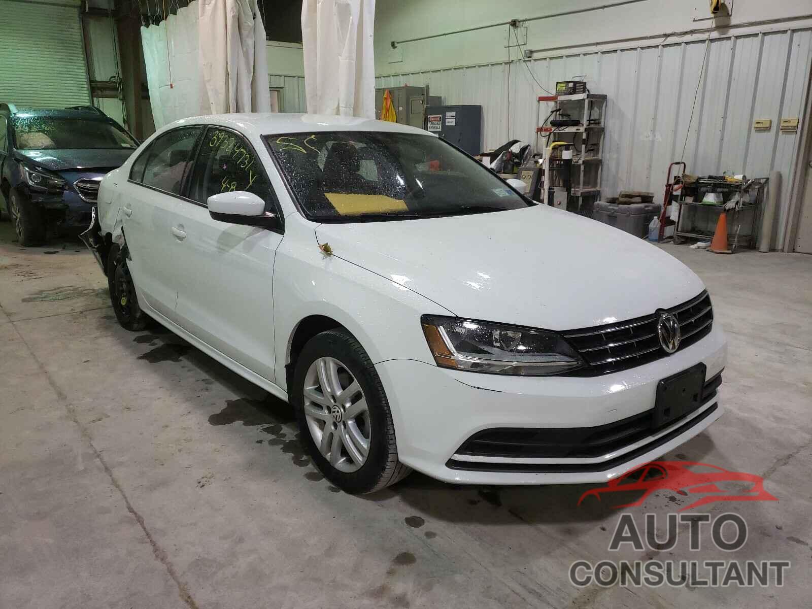 VOLKSWAGEN JETTA 2018 - 3VW2B7AJ8JM263822