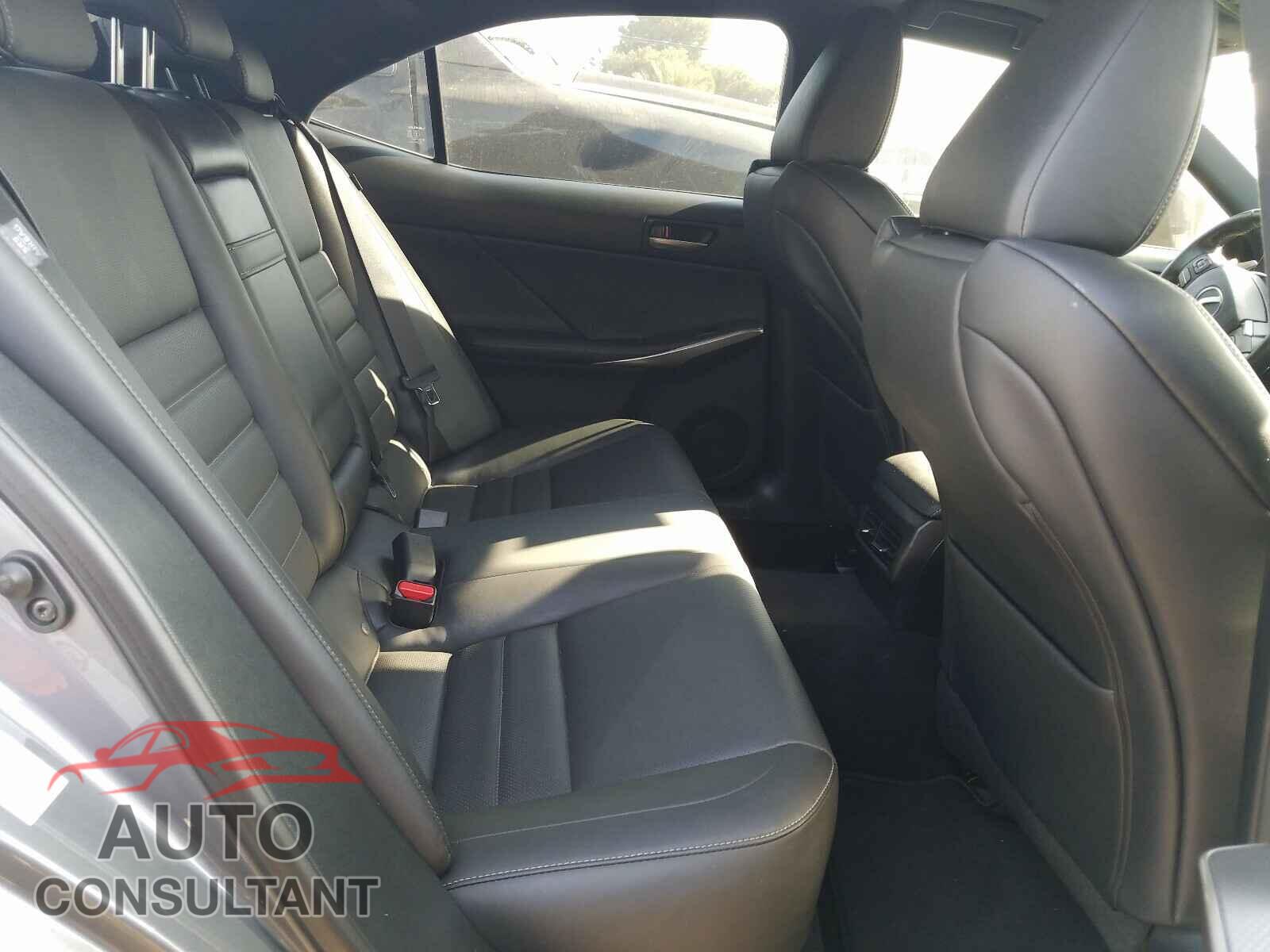 LEXUS IS 2017 - JTHBA1D26H5043701