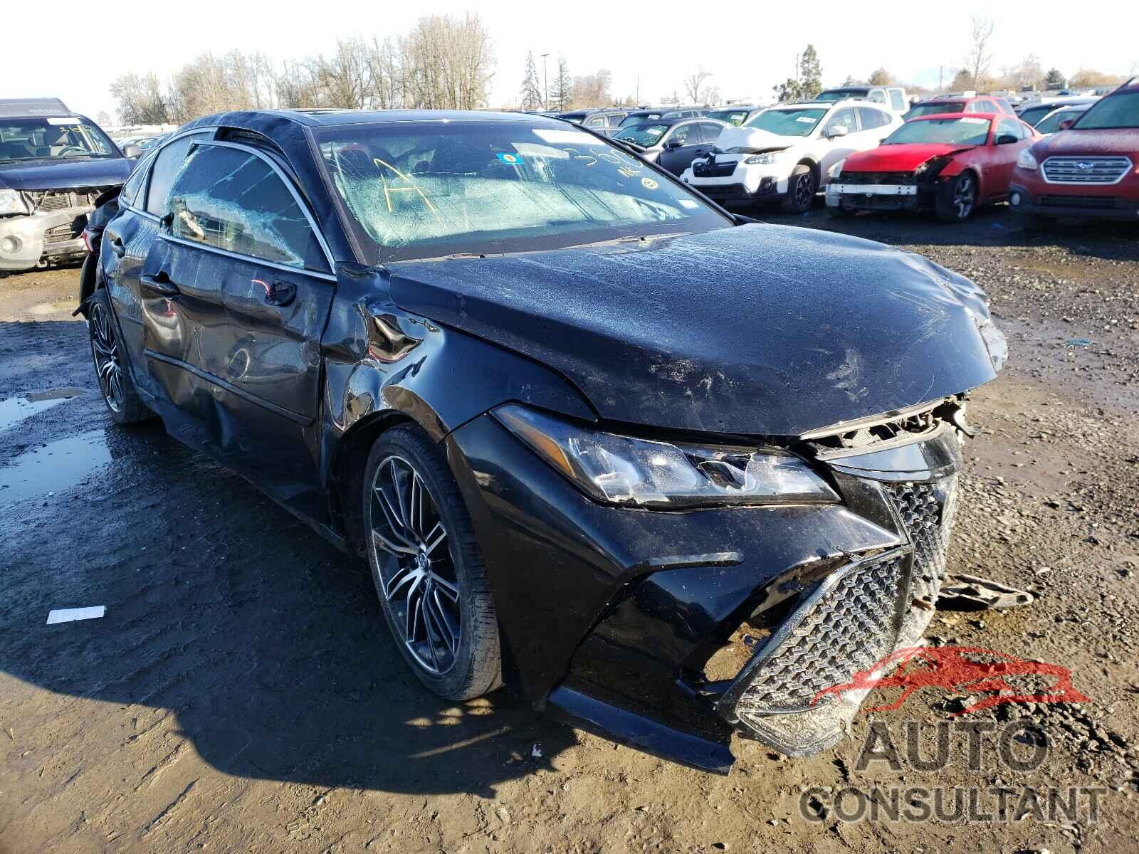 TOYOTA AVALON 2019 - 4T1BZ1FB0KU008300