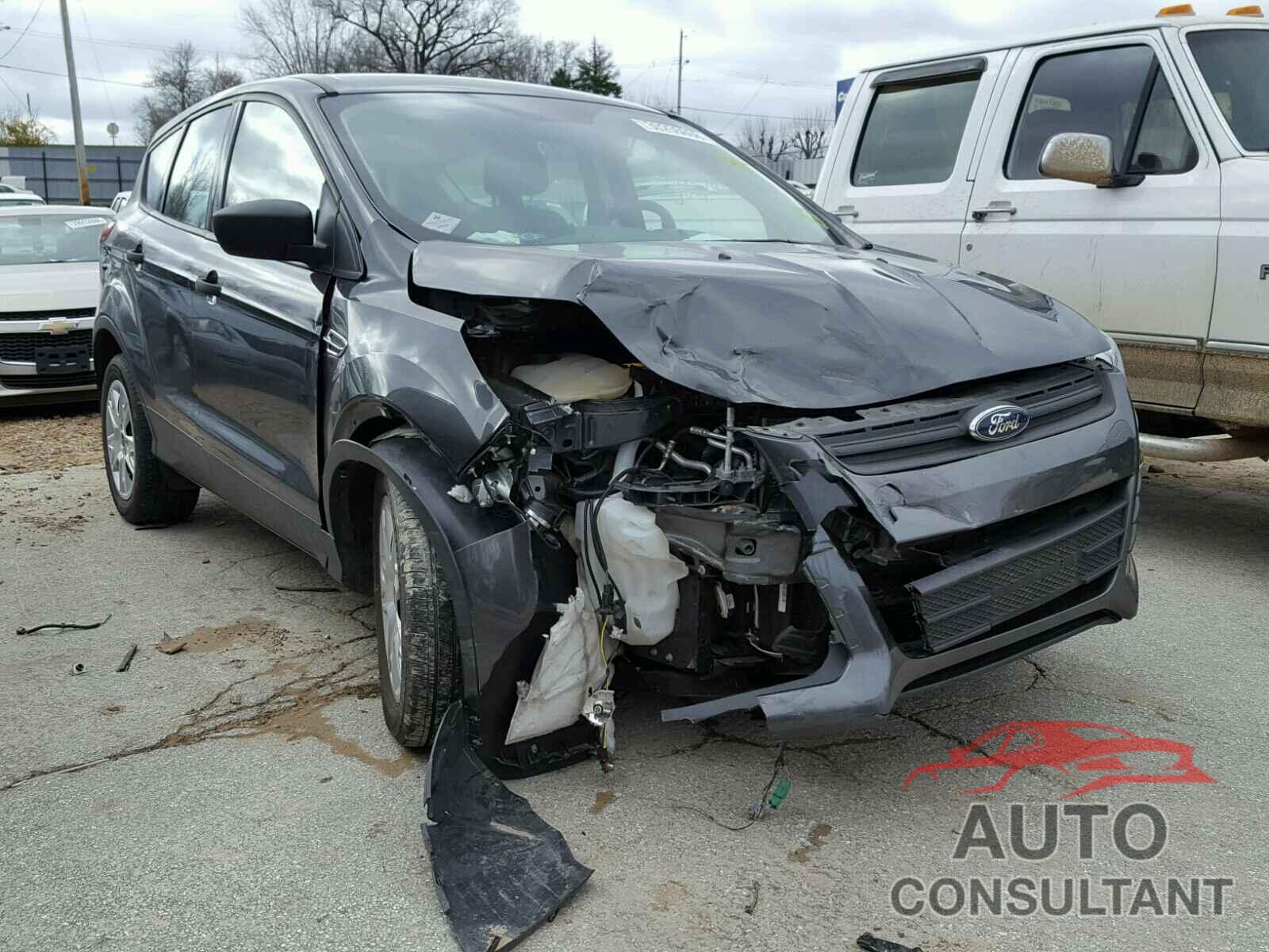FORD ESCAPE 2016 - 1FMCU0F70GUB14732