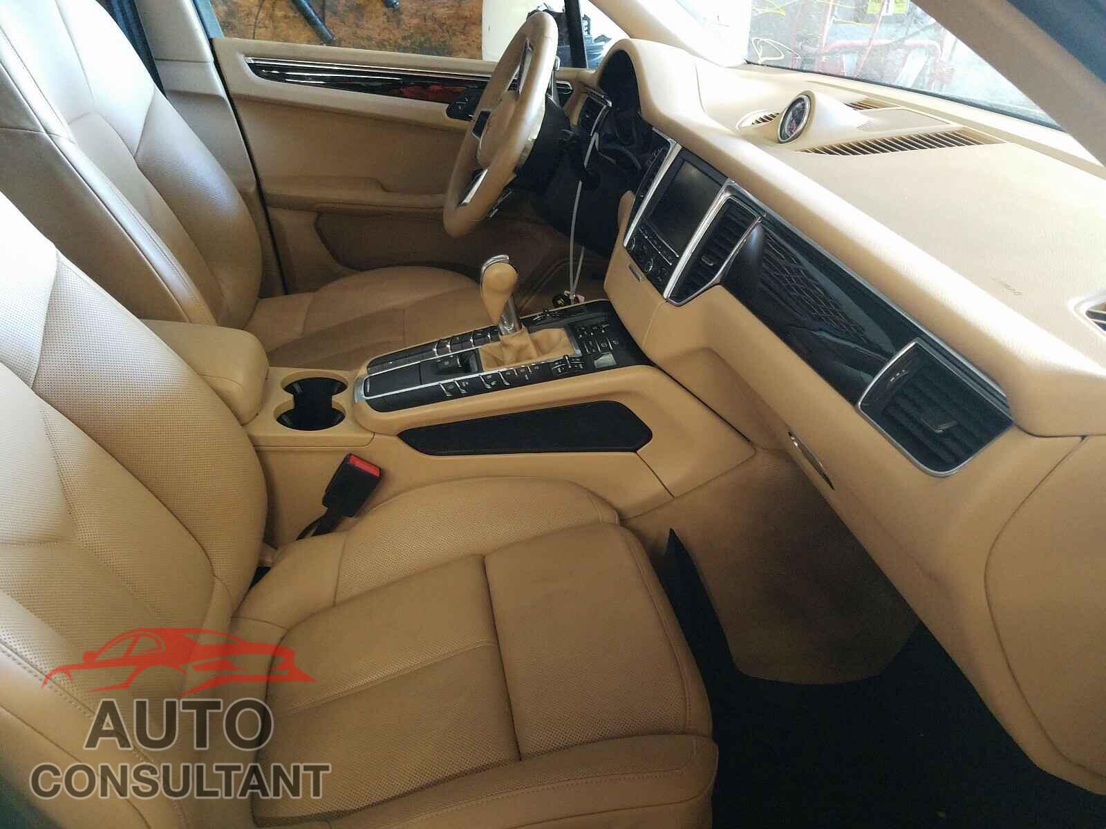 PORSCHE MACAN 2016 - WP1AB2A58GLB40180
