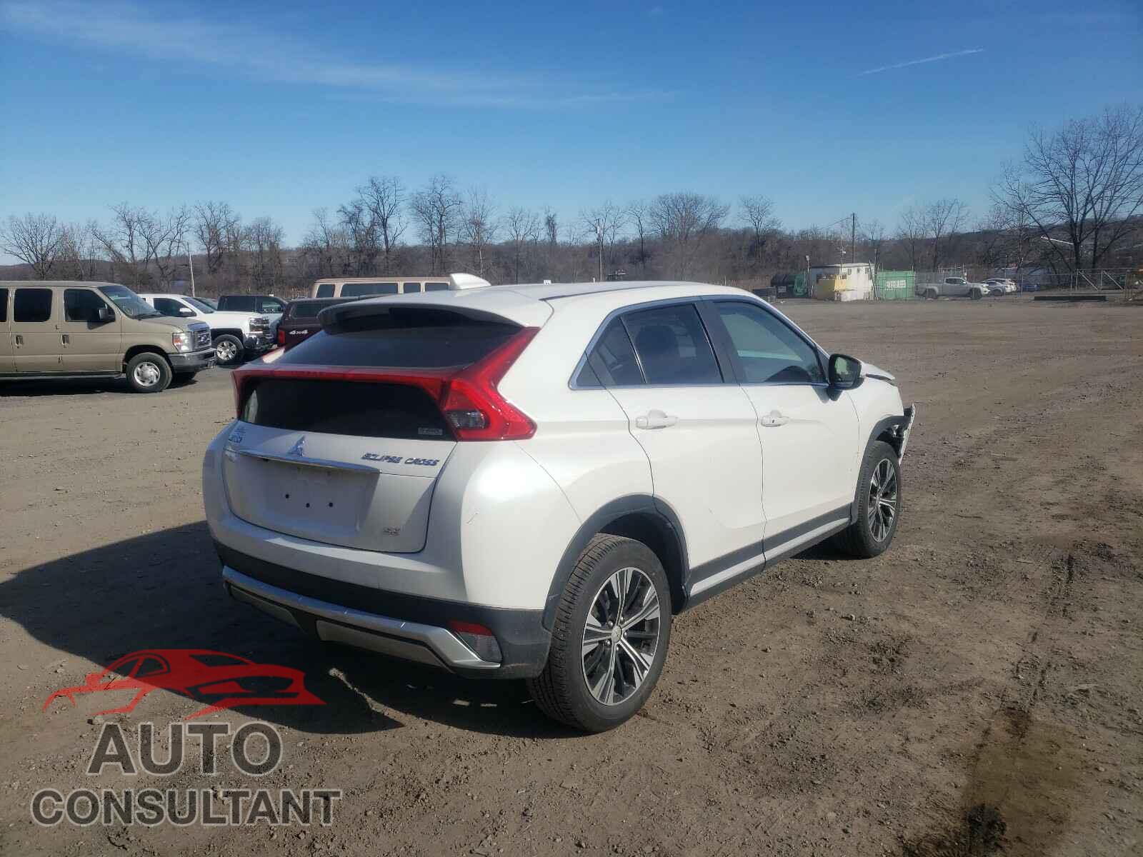 MITSUBISHI ECLIPSE 2018 - JA4AT5AA0JZ060464