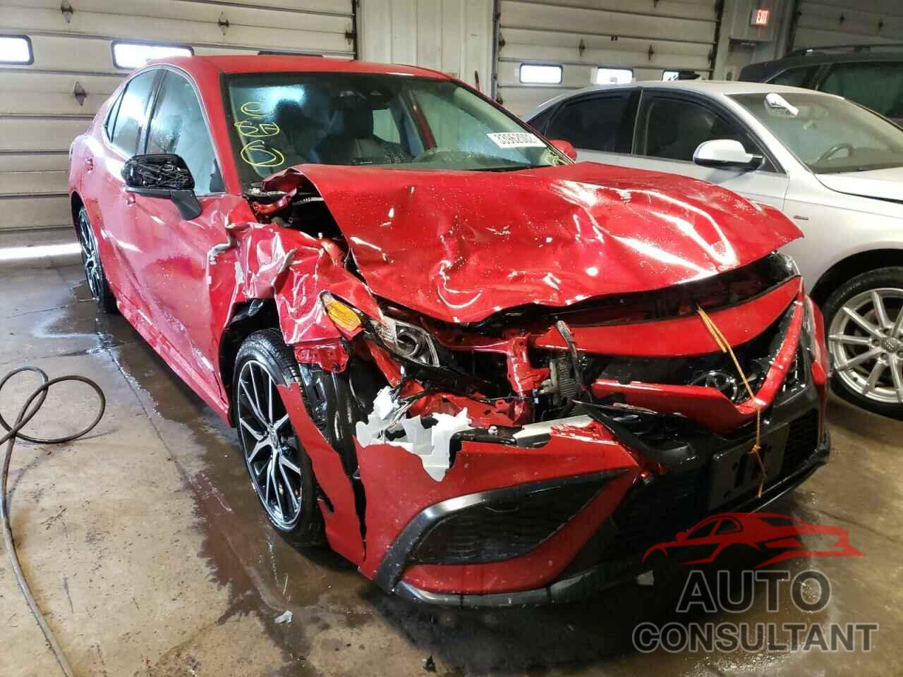 TOYOTA CAMRY 2021 - 4T1G11AK5MU475686
