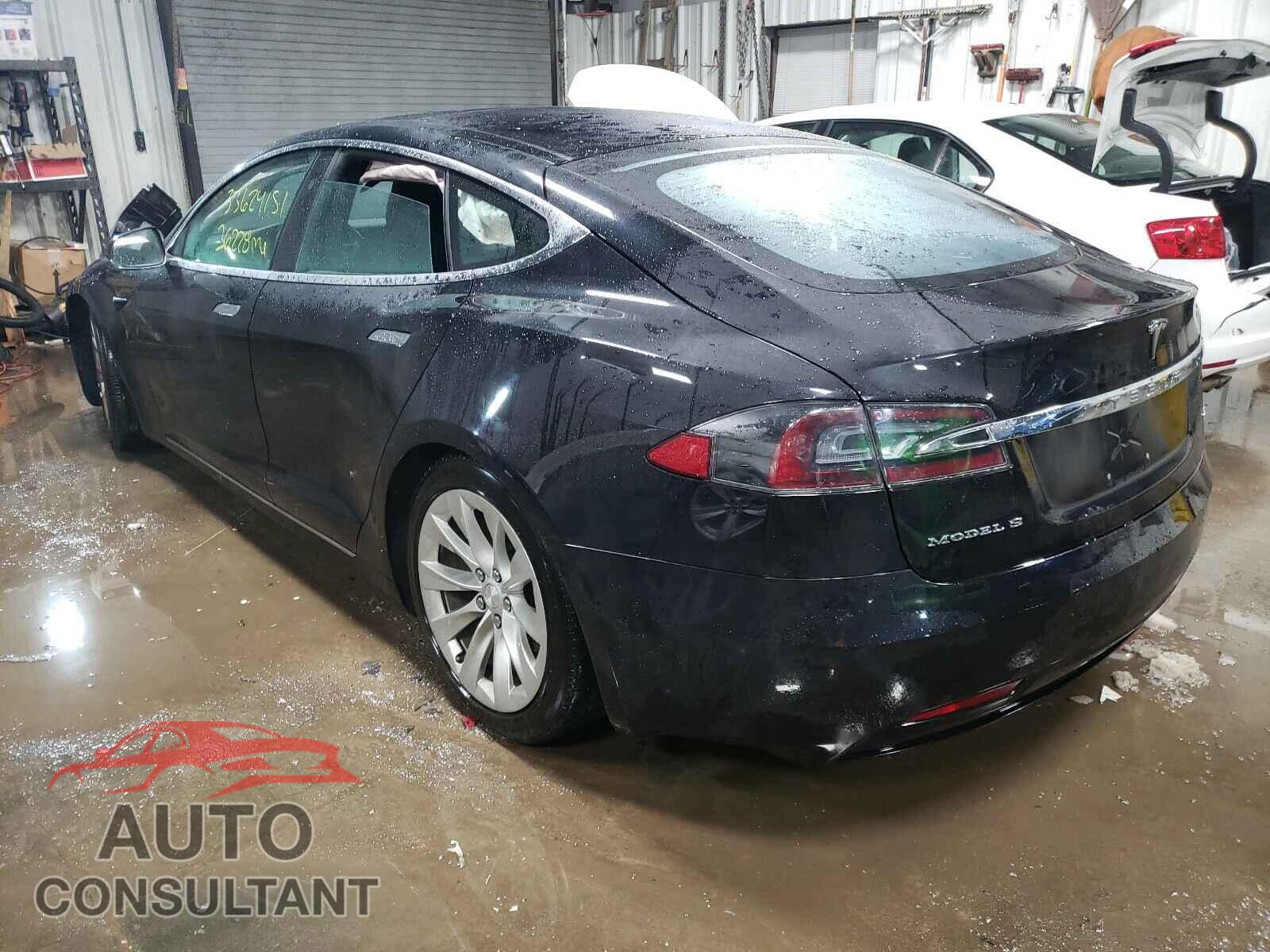 TESLA MODEL S 2018 - 5YJSA1E27JF276720