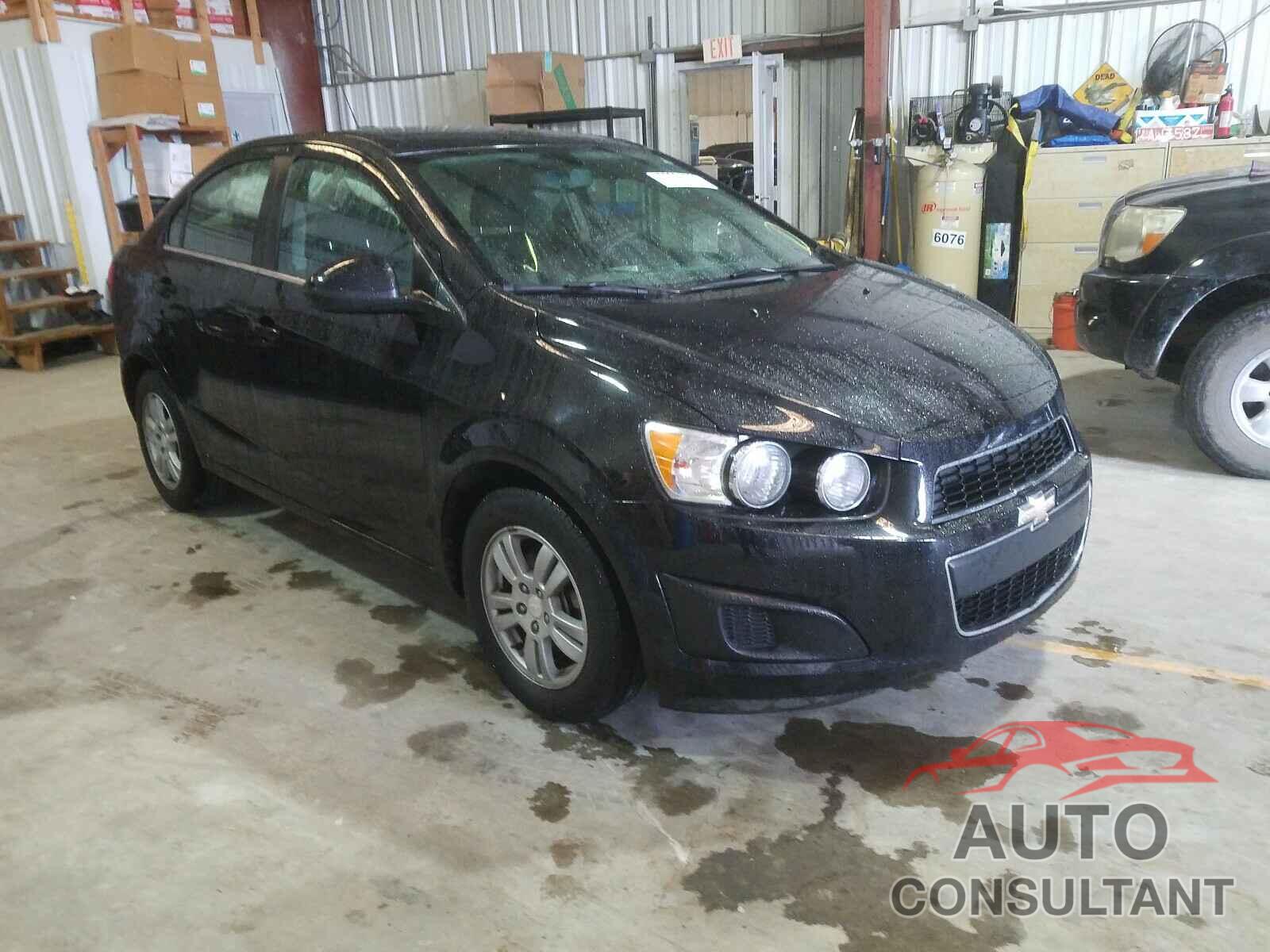 CHEVROLET SONIC 2016 - 1G1JC5SH9G4119074