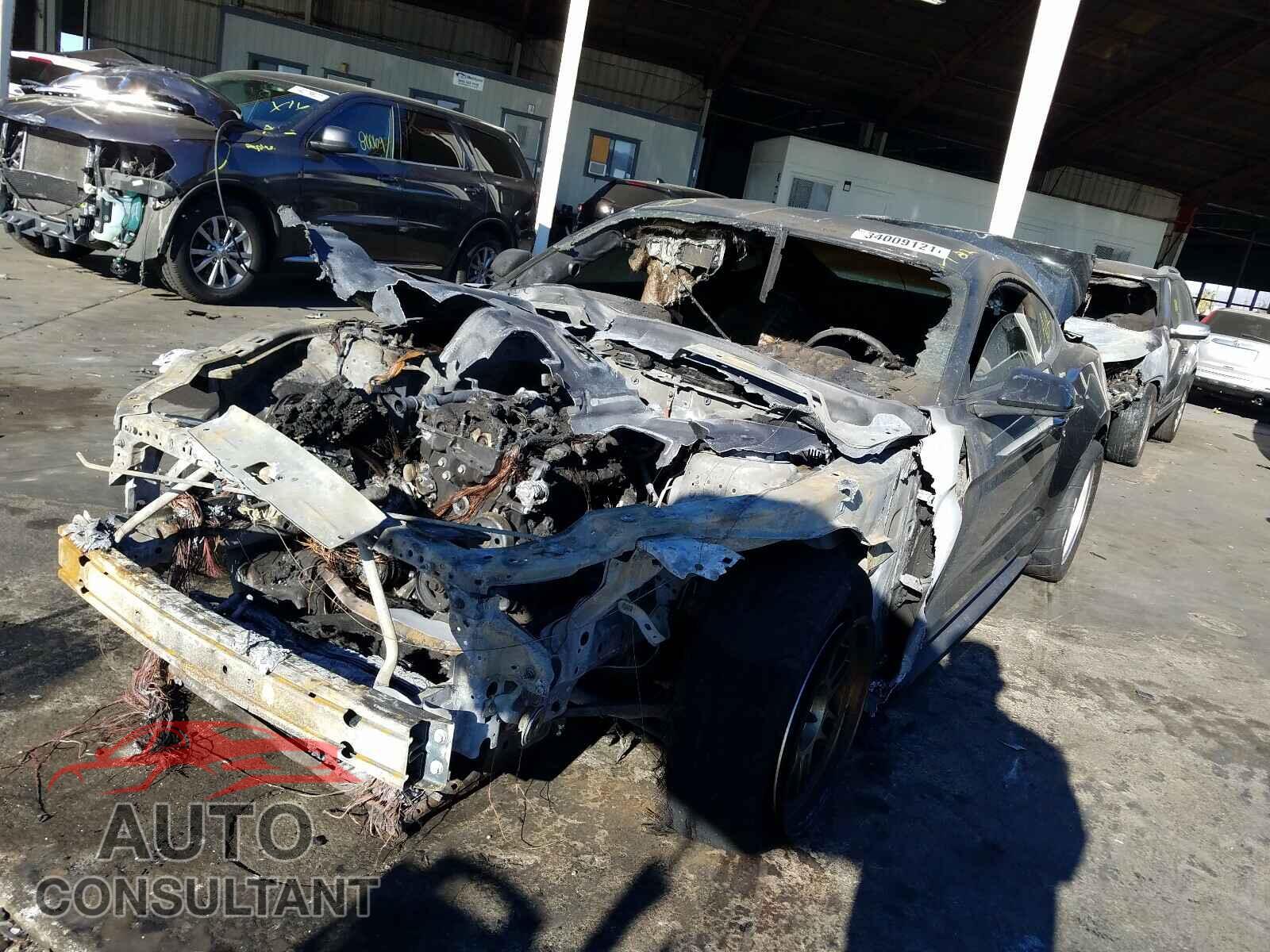FORD MUSTANG 2018 - 1FA6P8TH5J5117301