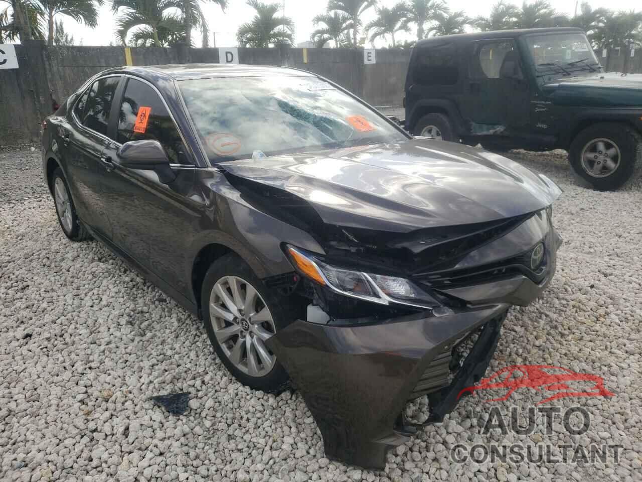 TOYOTA CAMRY 2019 - 4T1B11HK3KU249837