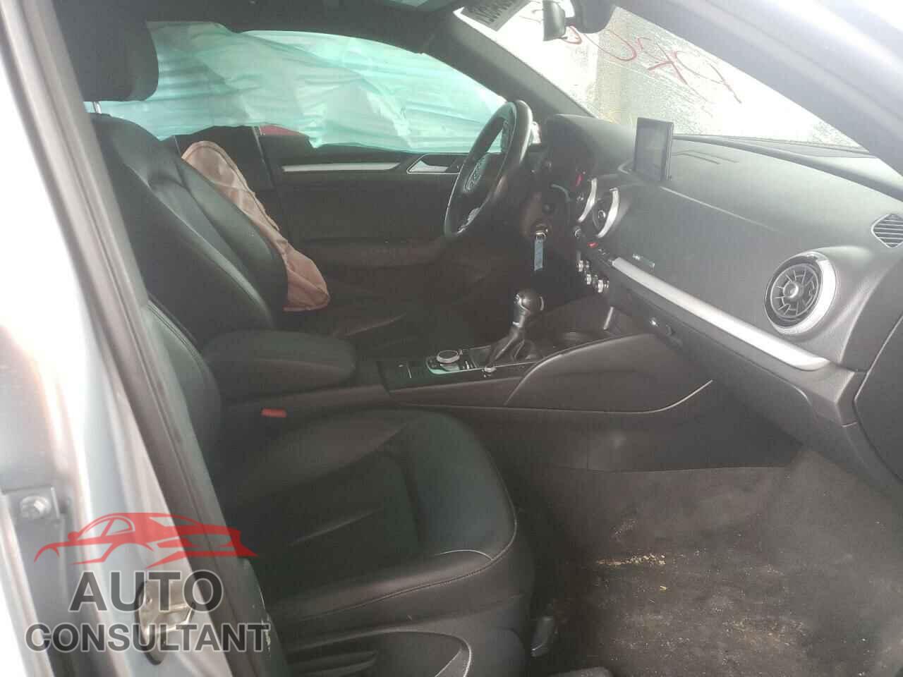 AUDI A3 2017 - 2C3CDZAG1MH623232