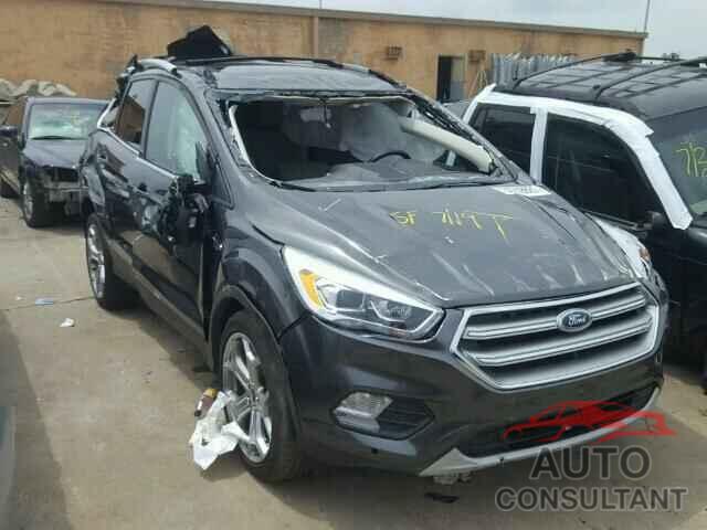 FORD ESCAPE 2017 - 1FMCU0J98HUA08815