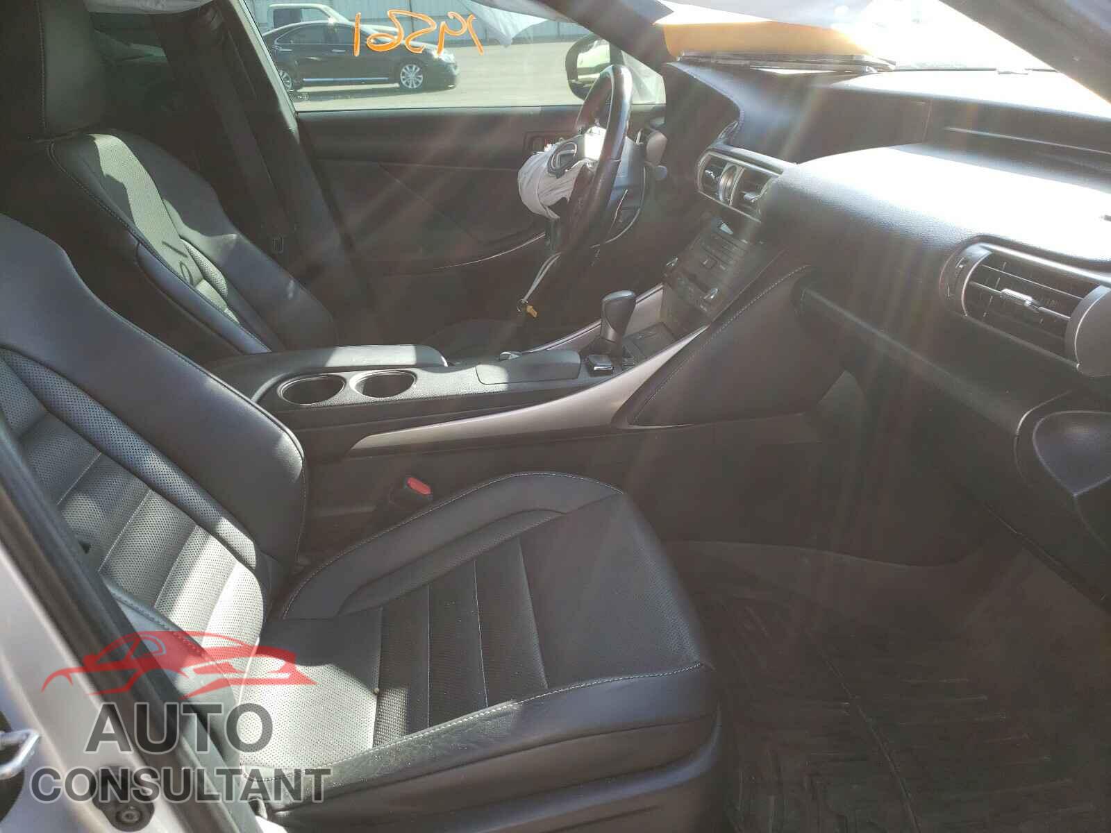 LEXUS IS 2016 - JTHBA1D24G5013935