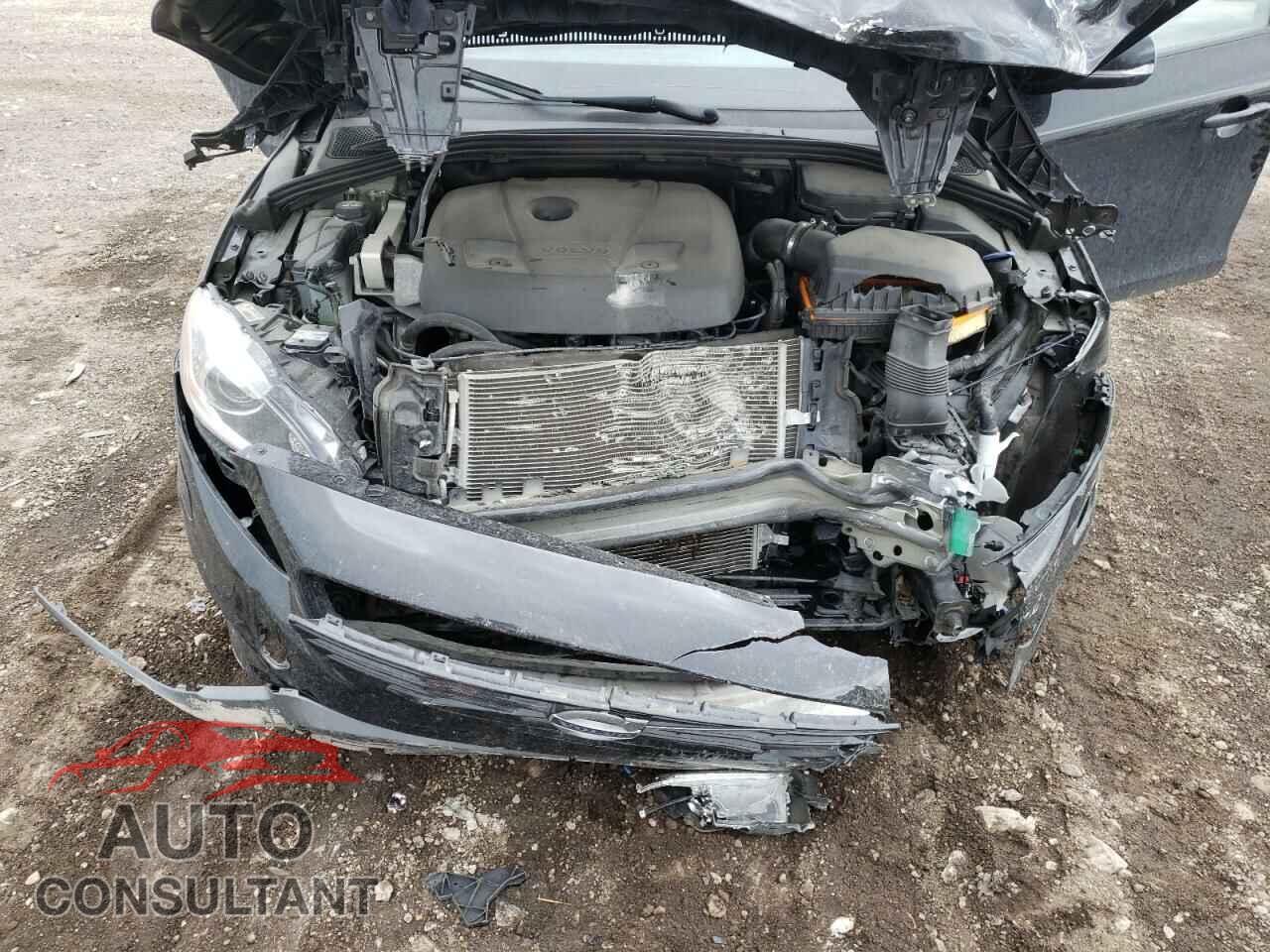 VOLVO S60 2017 - YV140MTL0H2425307
