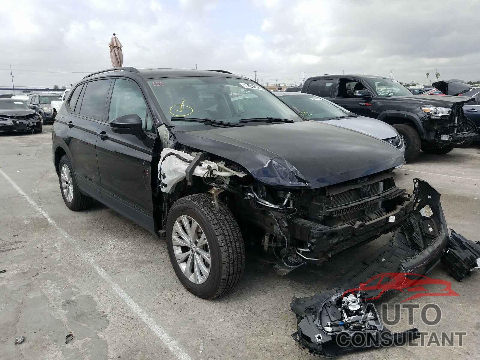 VOLKSWAGEN TIGUAN 2018 - 3VV1B7AX6JM154845