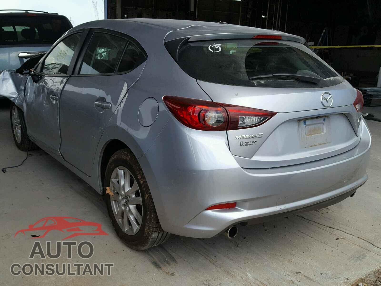 MAZDA 3 2017 - 3MZBN1K7XHM106410