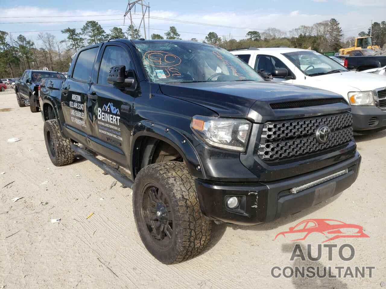 TOYOTA TUNDRA 2018 - 5TFDW5F10JX686501