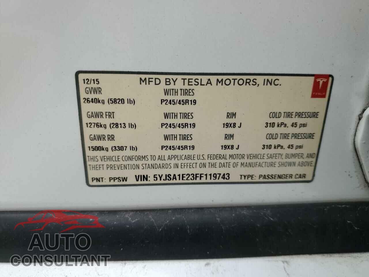 TESLA MODEL S 2015 - 5YJSA1E23FF119743