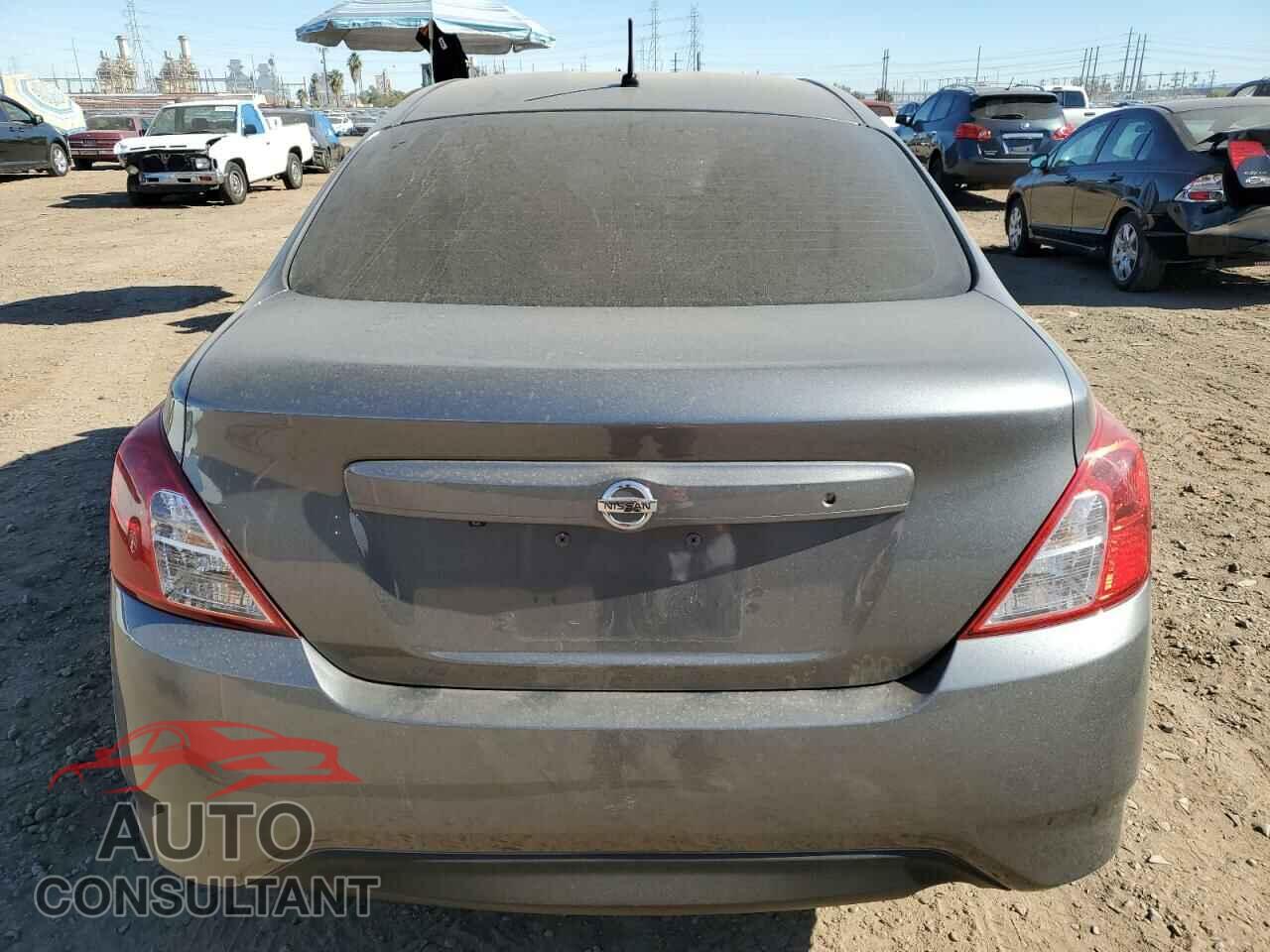 NISSAN VERSA 2019 - 3N1CN7AP3KL823792