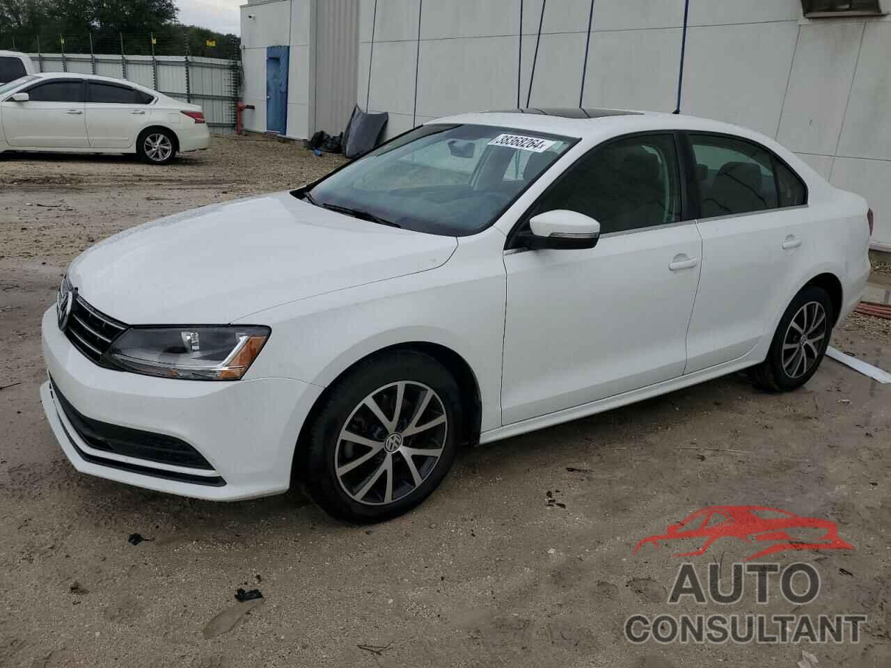 VOLKSWAGEN JETTA 2018 - 3VWDB7AJ3JM232390