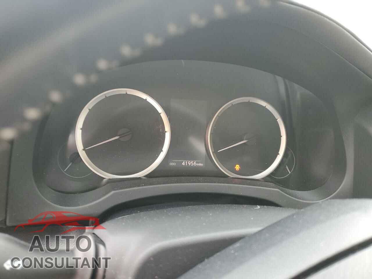 LEXUS IS 2016 - JTHCM1D21G5008722