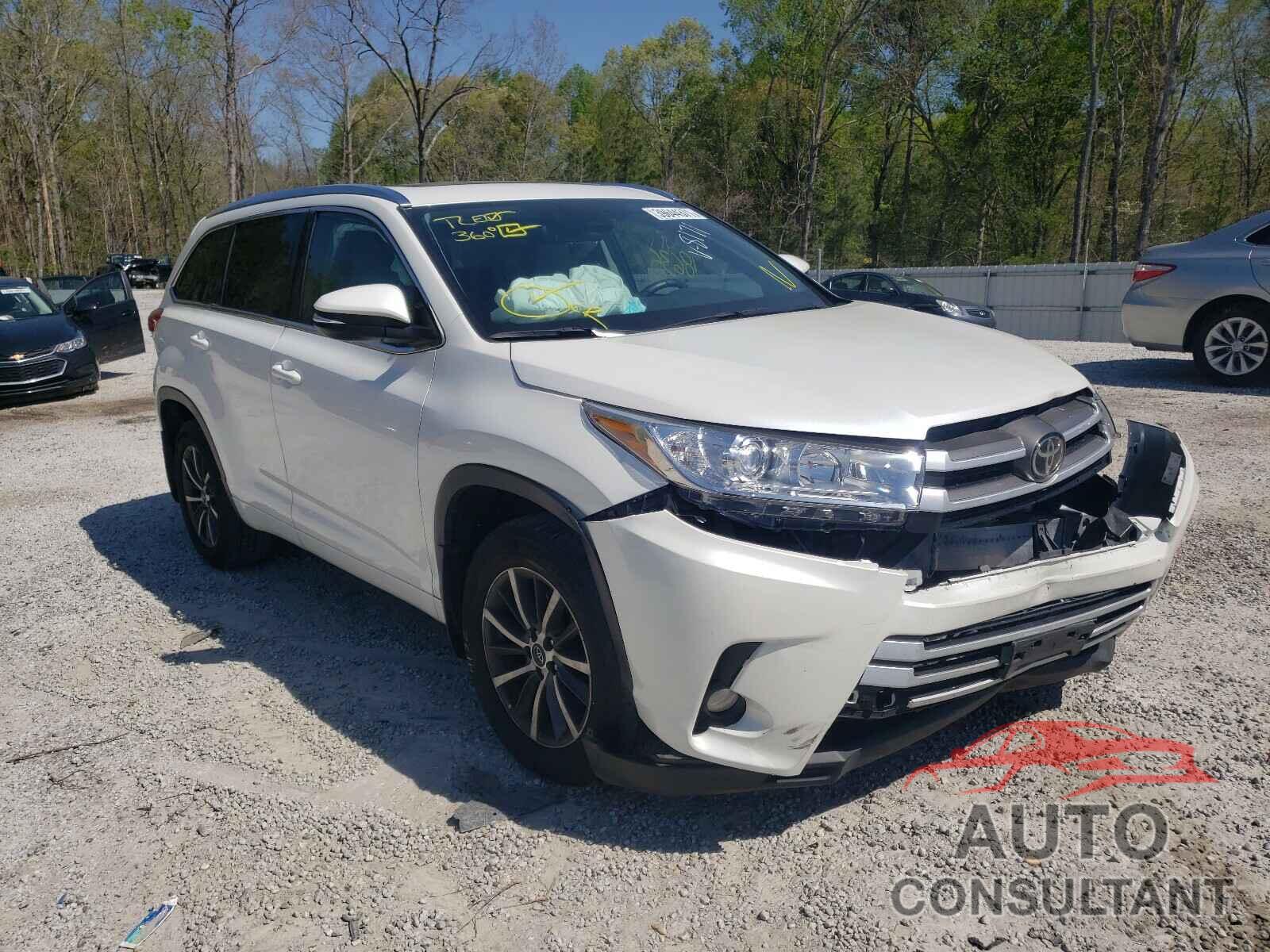 TOYOTA HIGHLANDER 2018 - 5TDJZRFH4JS908171