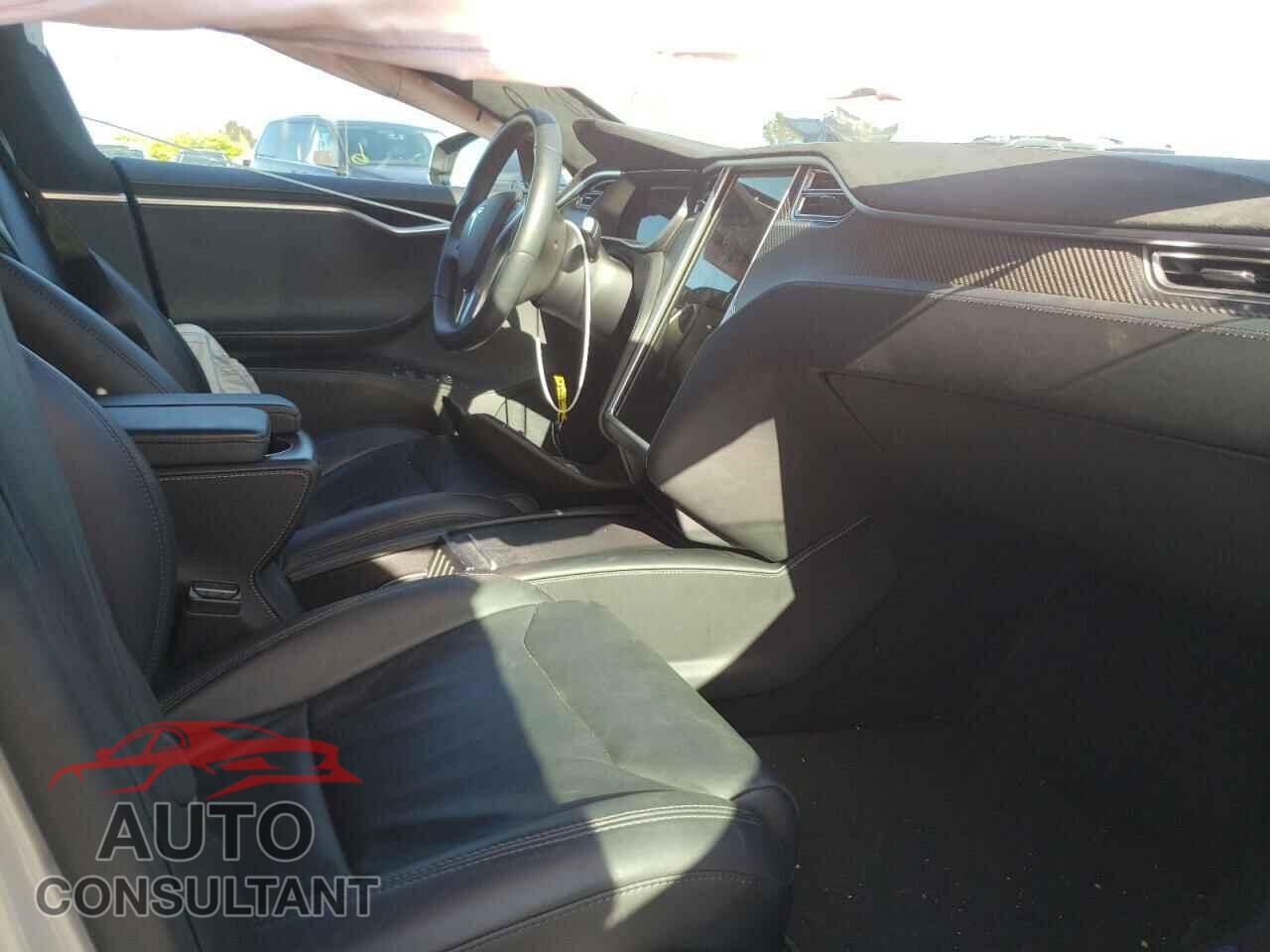 TESLA MODEL S 2017 - 5YJSA1E24HF188024
