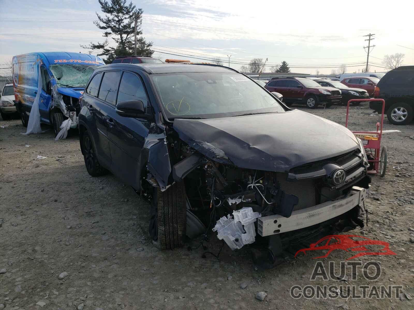 TOYOTA HIGHLANDER 2019 - 5TDJZRFH7KS964753