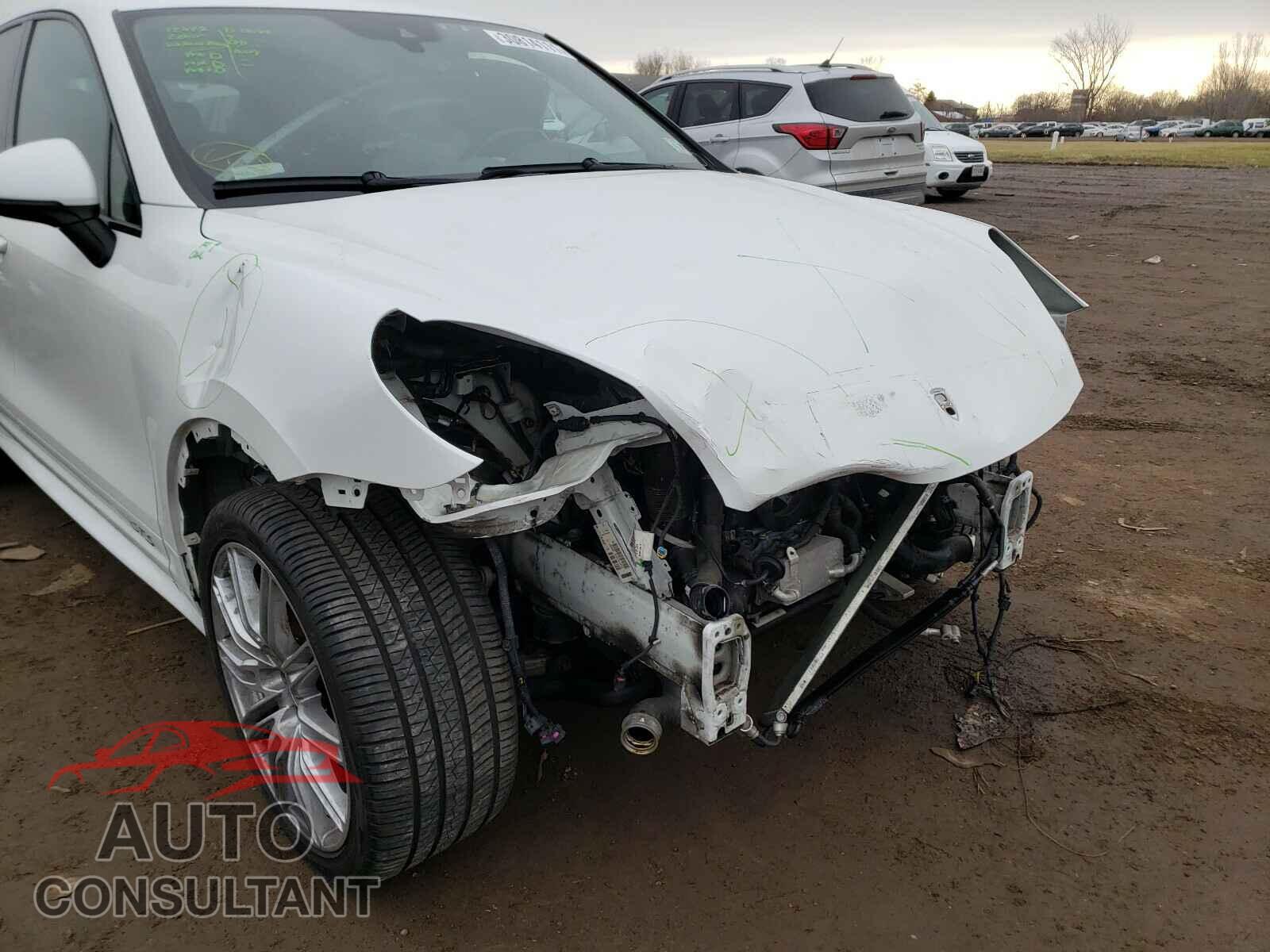 PORSCHE CAYENNE 2016 - WP1AD2A25GLA79192