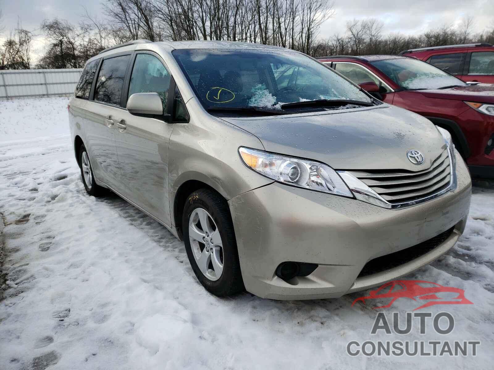 TOYOTA SIENNA 2017 - 5TDKZ3DC7HS866842