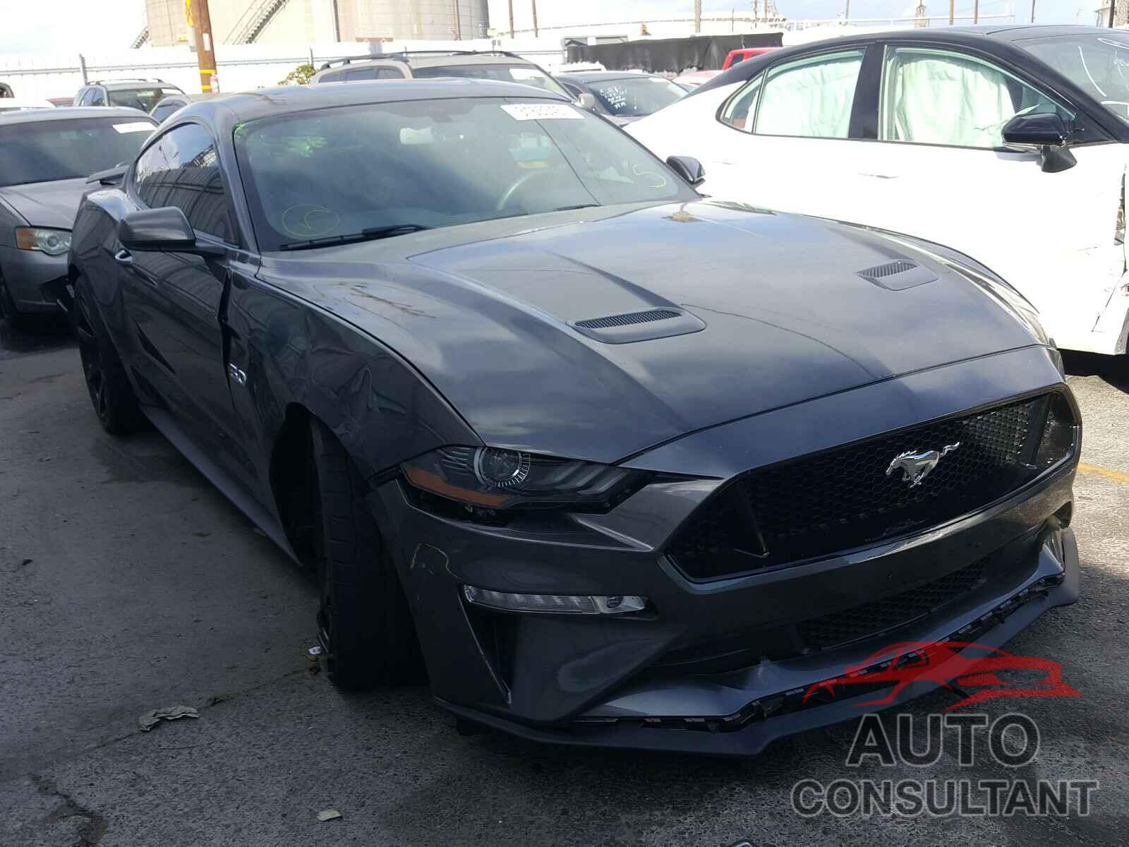 FORD MUSTANG 2018 - 1FA6P8CF6J5117340
