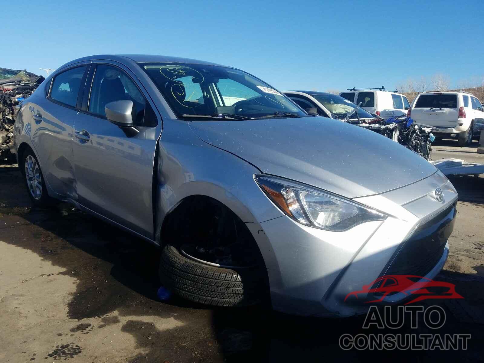 TOYOTA YARIS 2018 - 3MYDLBYV1JY322398