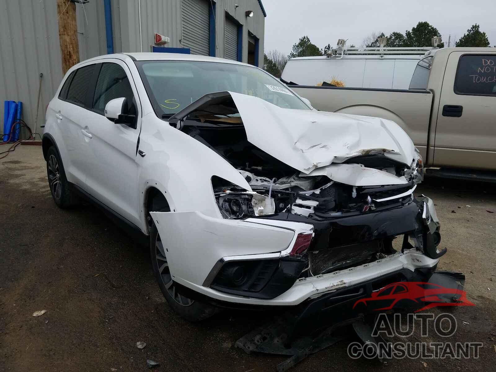 MITSUBISHI OUTLANDER 2018 - JA4AP3AU1JZ008215