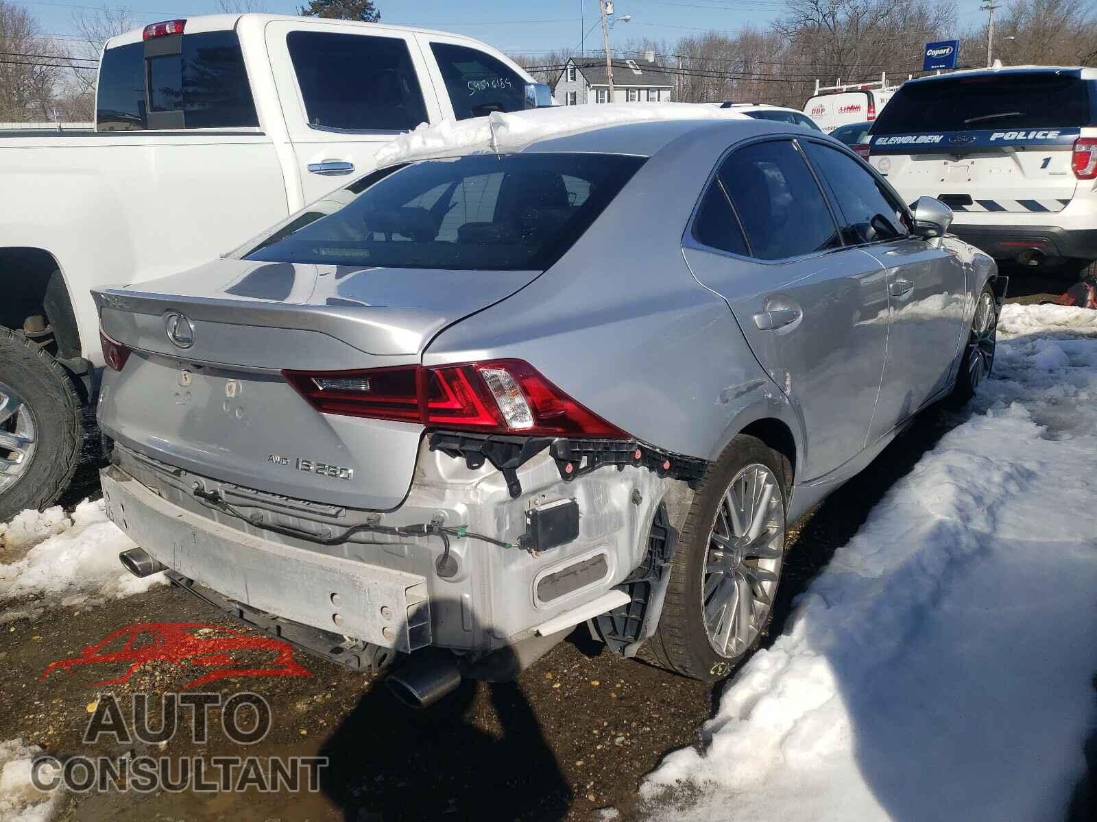 LEXUS IS 2015 - KNMAT2MT7GP596253
