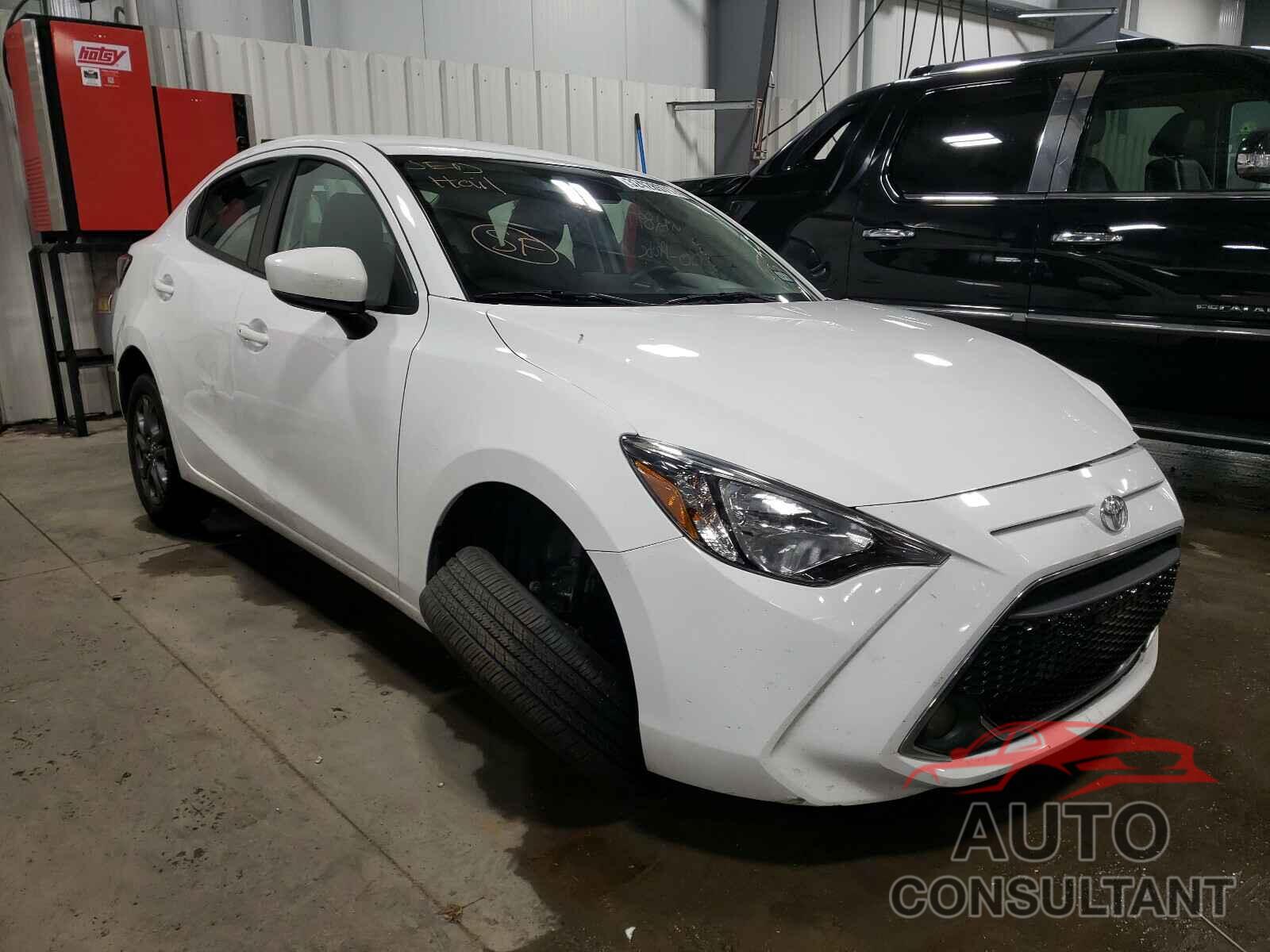 TOYOTA YARIS 2019 - 3MYDLBYV0KY526658