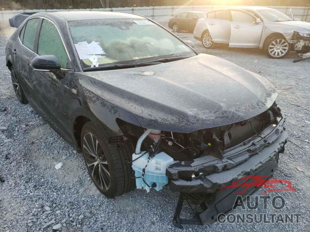 TOYOTA CAMRY 2018 - 4T1B11HK0JU677458