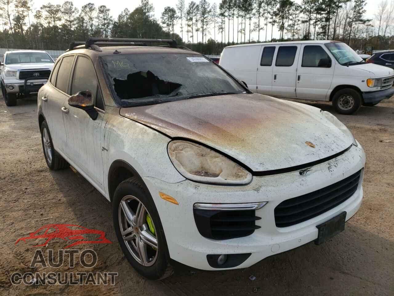 PORSCHE CAYENNE 2016 - WP1AE2A26GLA17538