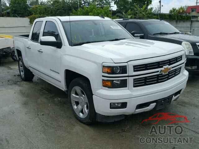 CHEVROLET SILVERADO 2015 - 1GCRCREC2FZ388262