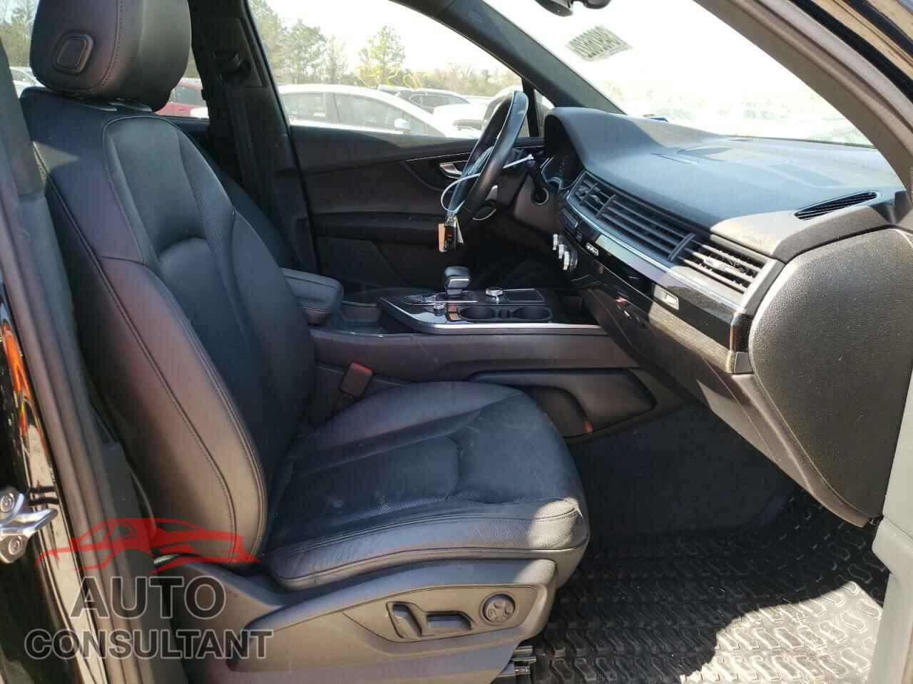 AUDI Q7 2017 - WA1LAAF7XHD058135