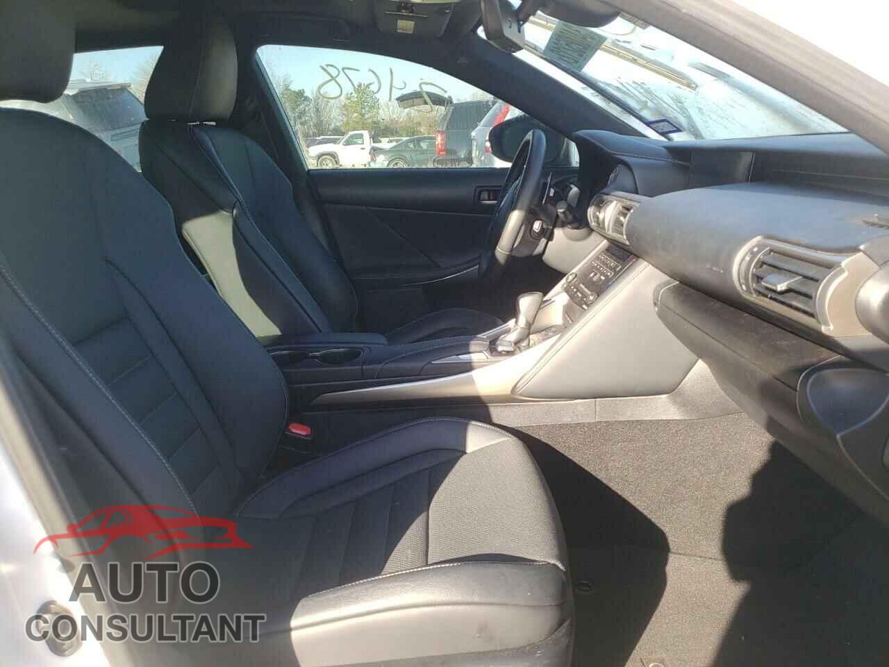 LEXUS IS 2019 - JTHBA1D26K5091870