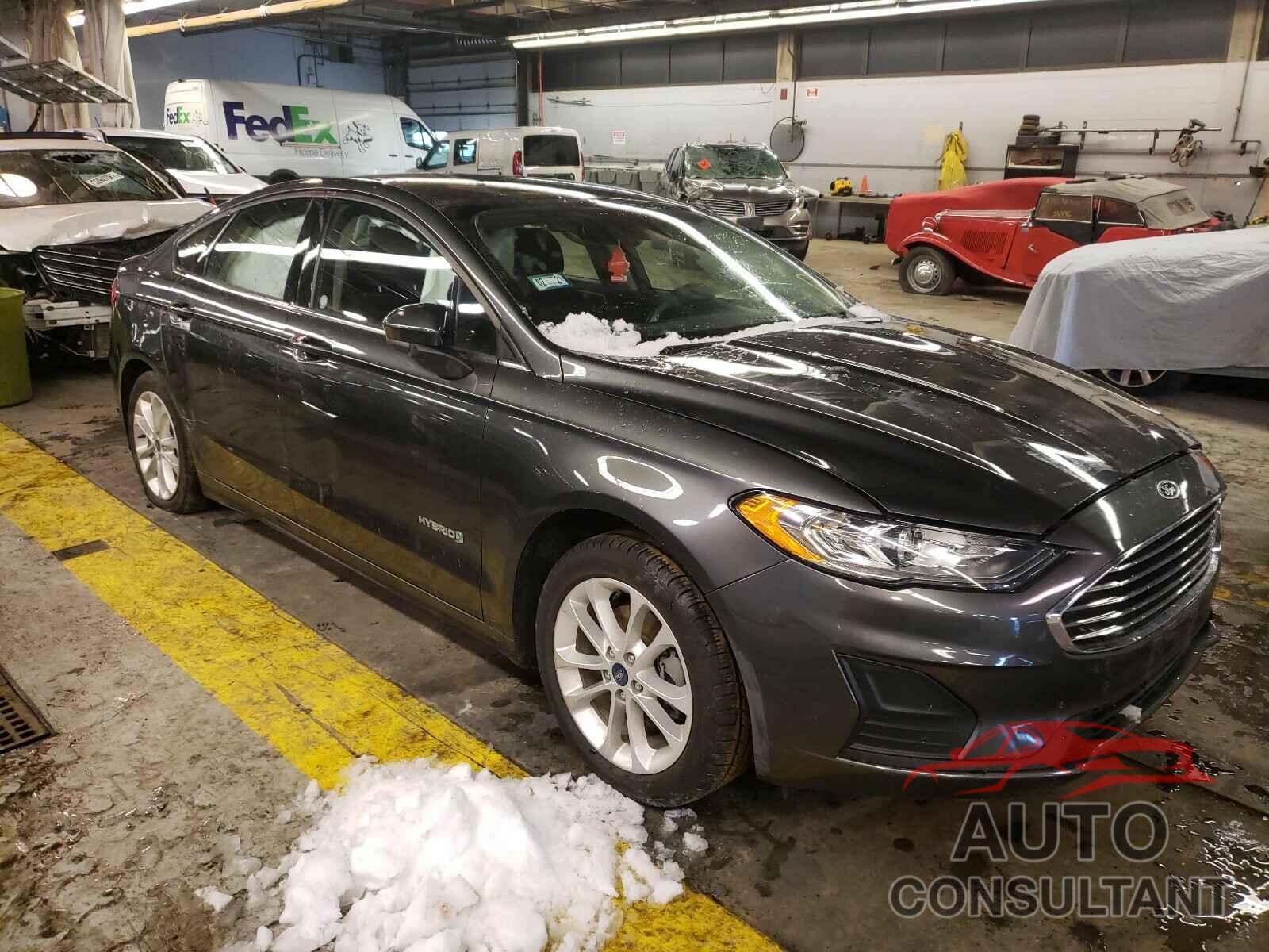 FORD FUSION 2019 - 3FA6P0LU8KR241978