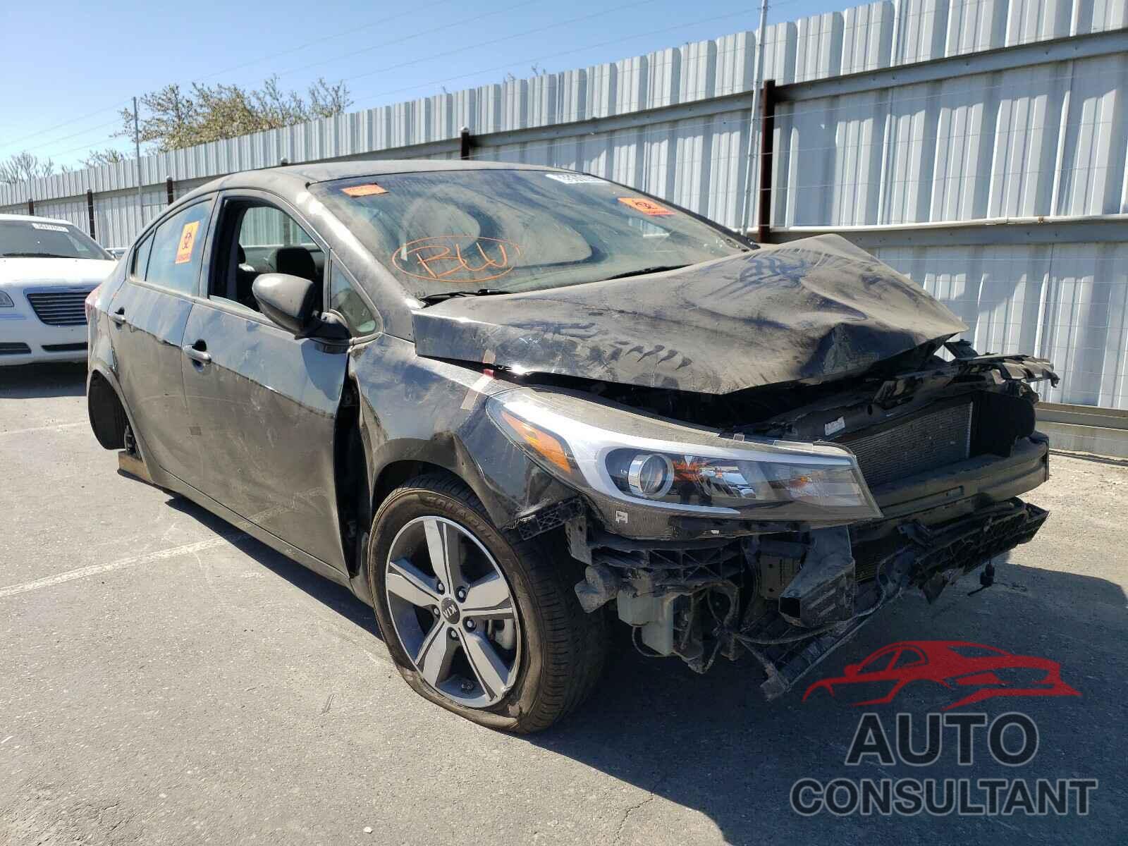 KIA FORTE 2018 - 3KPFL4A73JE258476