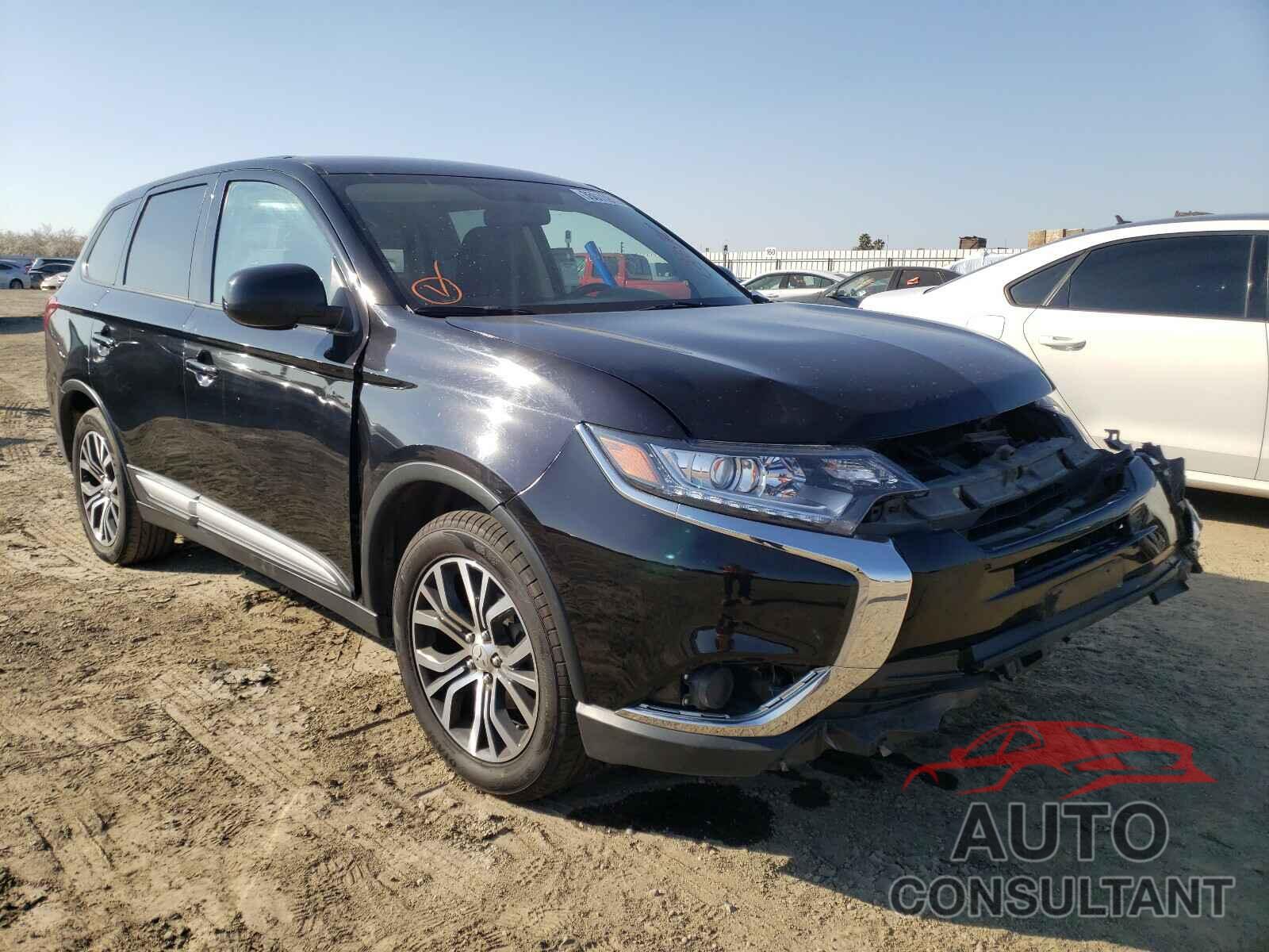 MITSUBISHI OUTLANDER 2018 - JA4AD2A39JZ052585