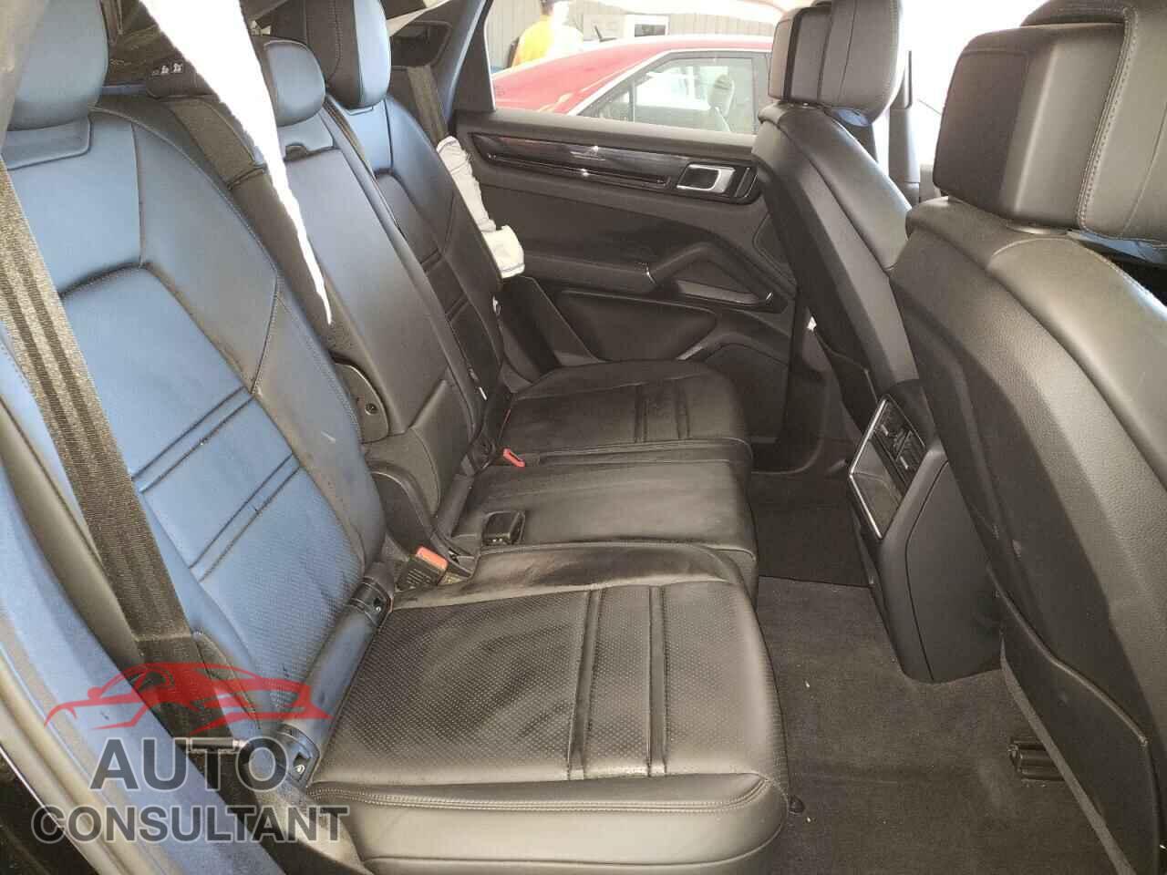 PORSCHE CAYENNE 2019 - WP1AA2AY0KDA16923
