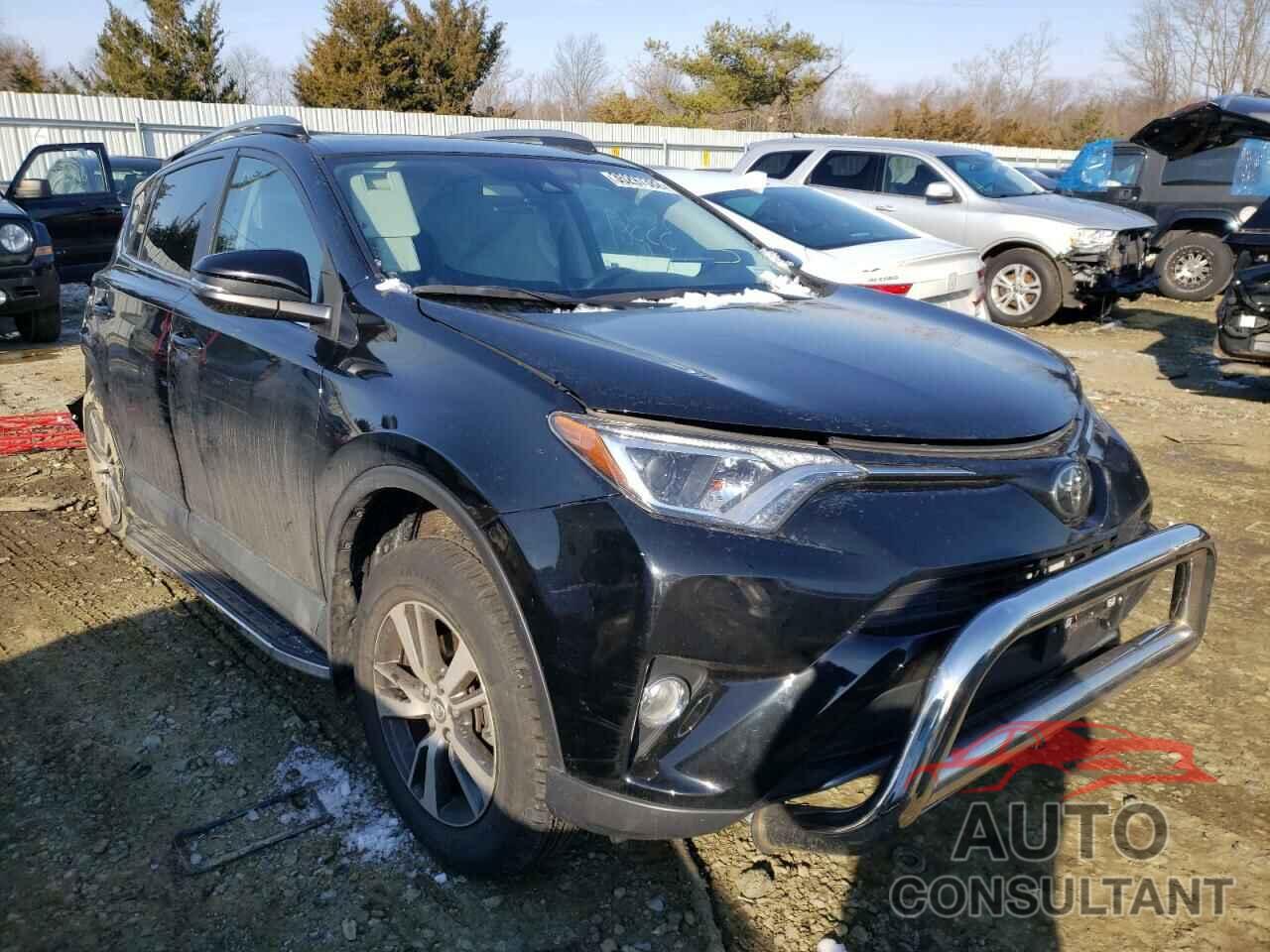 TOYOTA RAV4 2018 - 2T3RFREV7JW720875