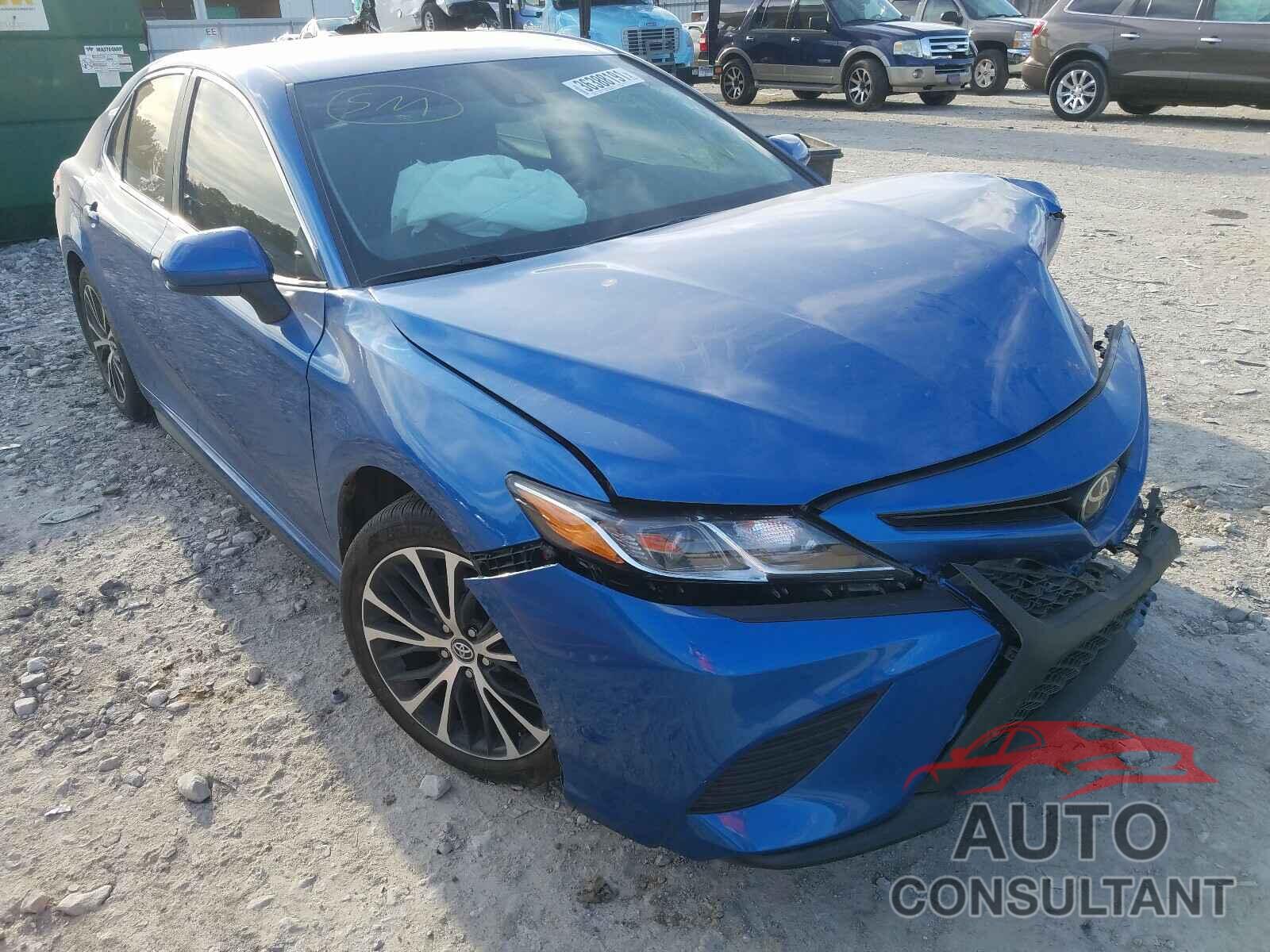 TOYOTA CAMRY 2020 - 4T1G11AK1LU308451