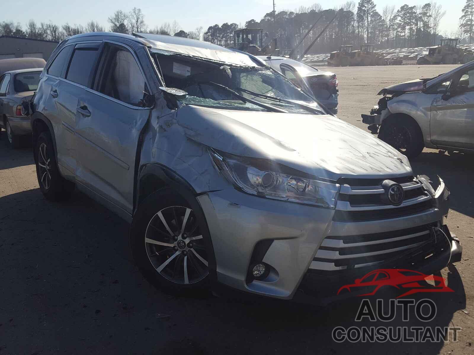 TOYOTA HIGHLANDER 2018 - 5TDKZRFH7JS531713