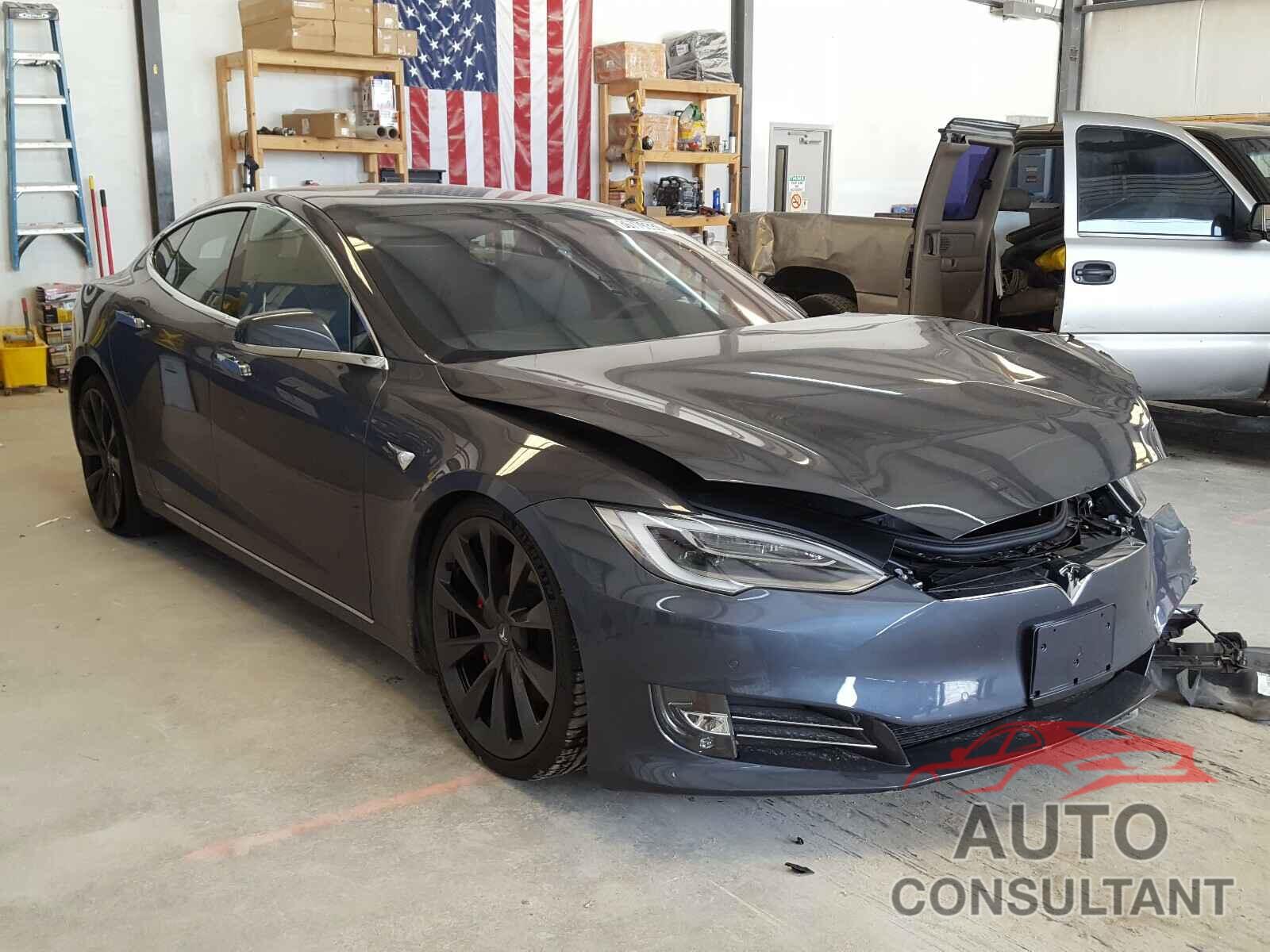 TESLA MODEL S 2020 - 5YJSA1E46LF371242