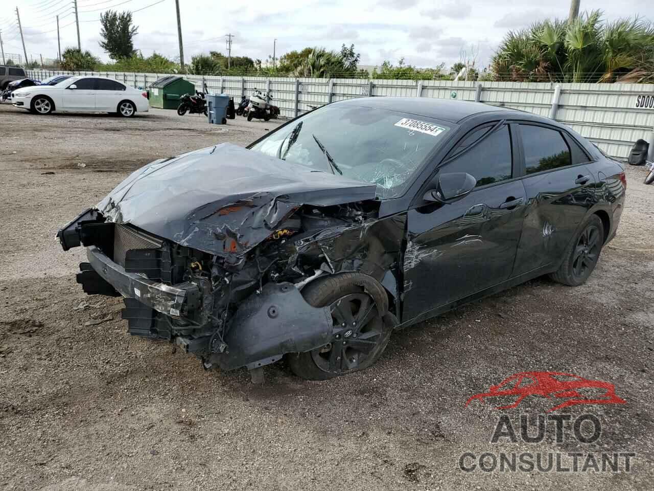HYUNDAI ELANTRA 2023 - KMHLM4AG6PU388936