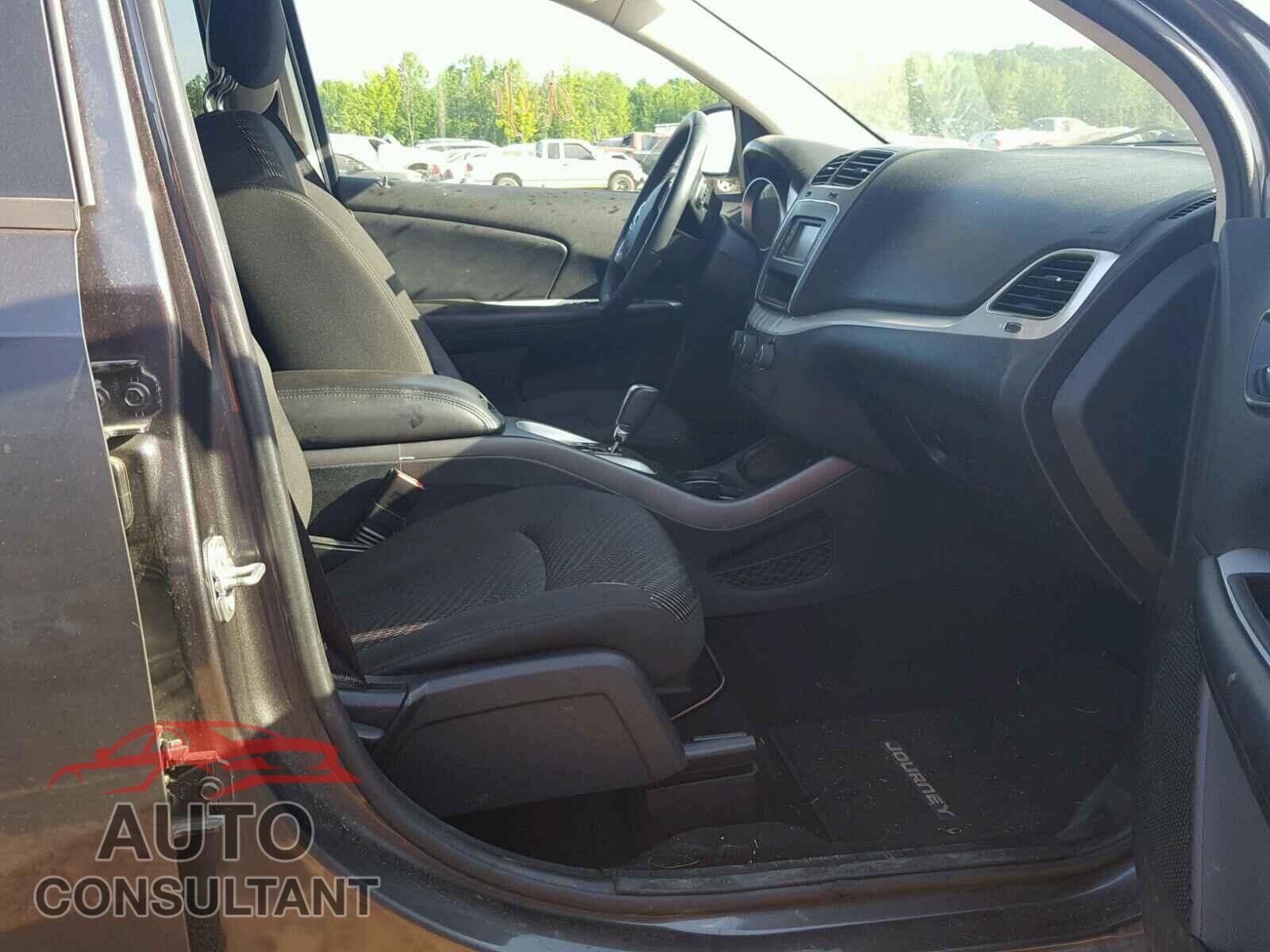 DODGE JOURNEY SE 2015 - 3C4PDCAB2FT619991