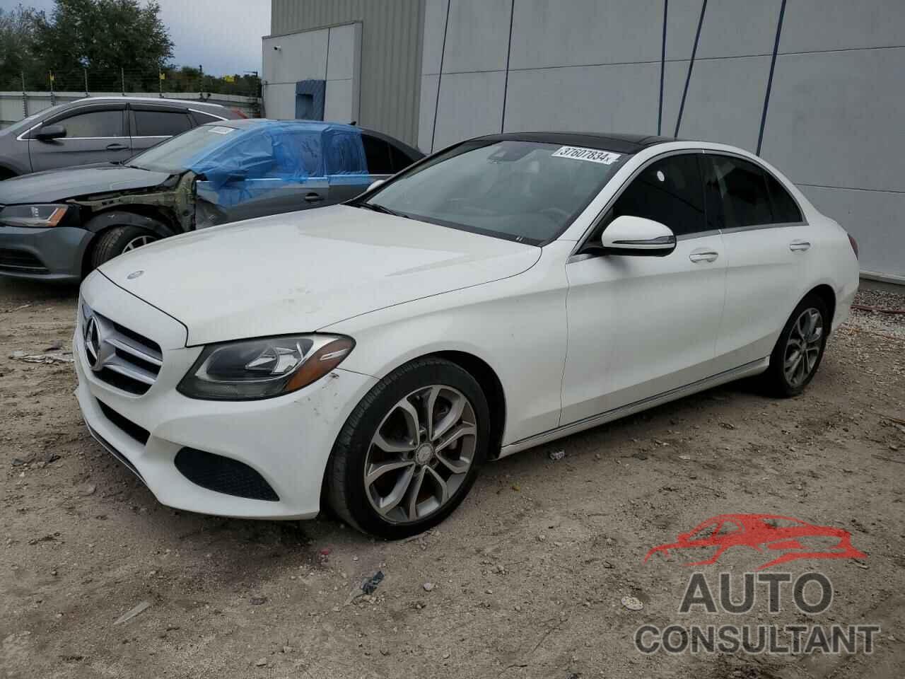 MERCEDES-BENZ C-CLASS 2016 - 55SWF4JBXGU132886