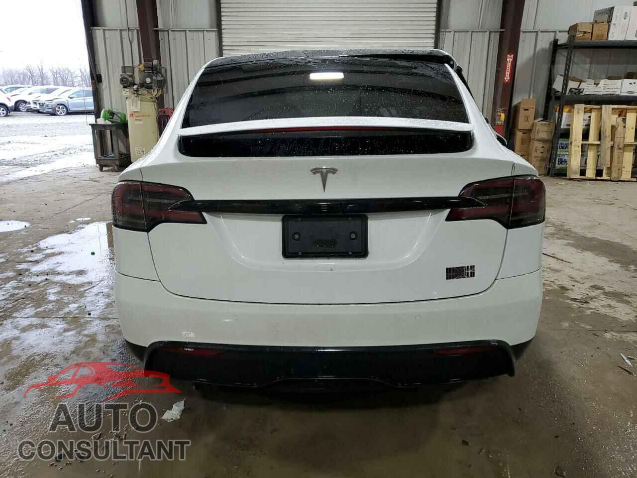 TESLA MODEL X 2022 - 7SAXCBE66NF355751