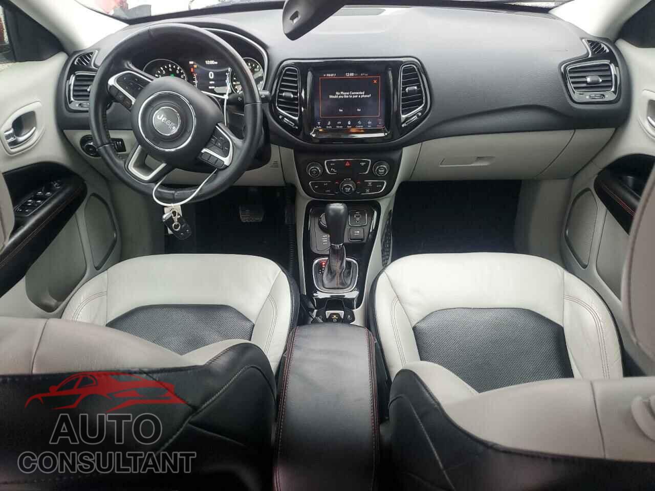 JEEP COMPASS 2018 - 3C4NJDCB3JT139485